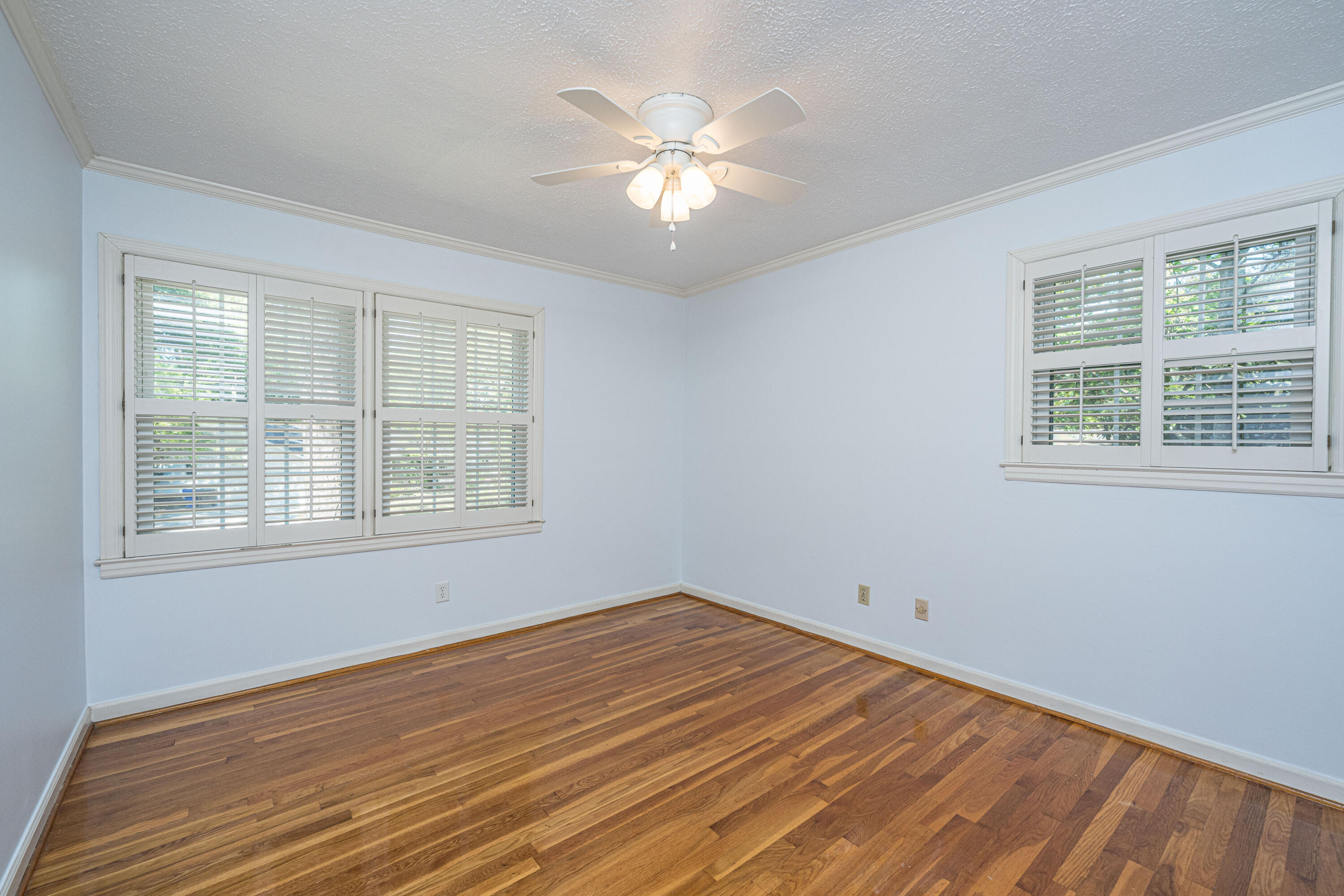 673 Highwood Circle