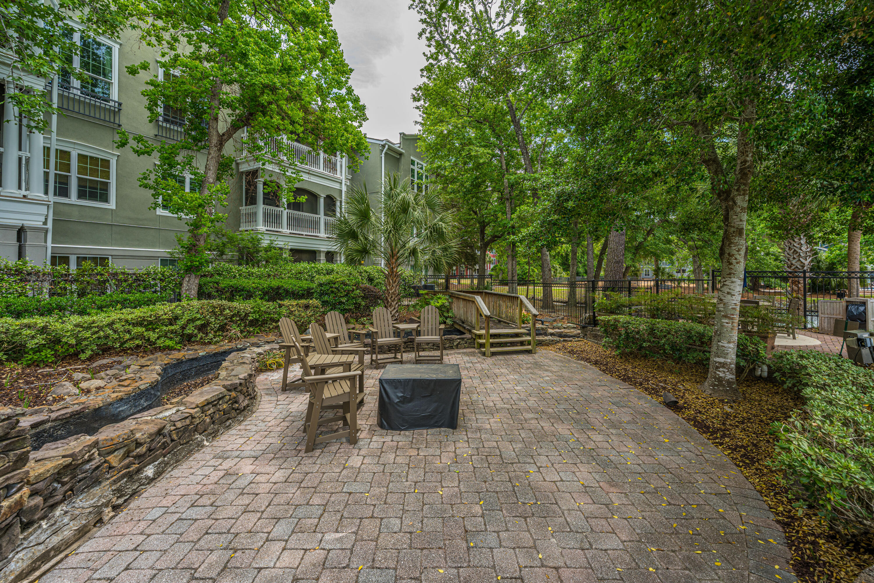 1814 Telfair Way