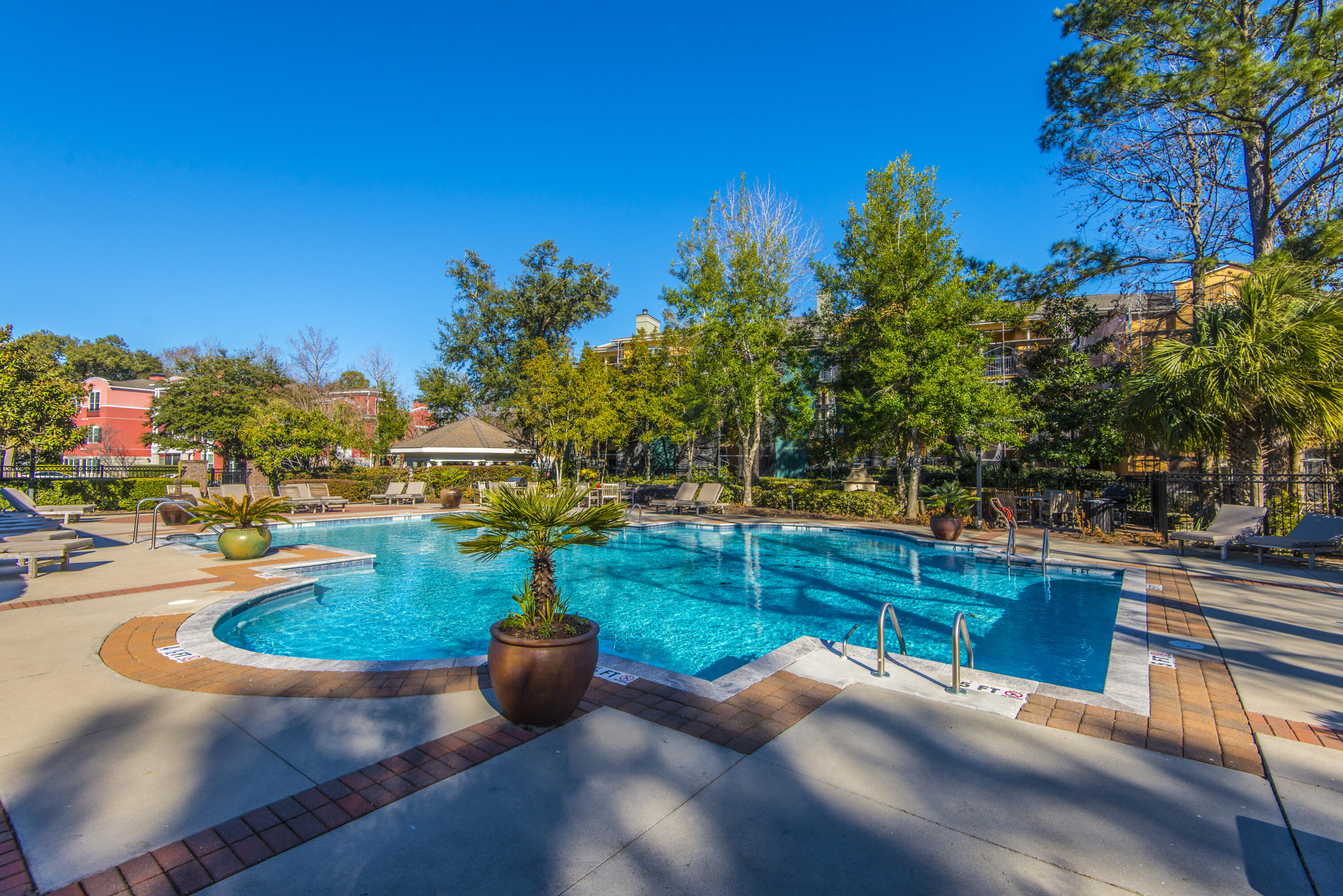 1814 Telfair Way