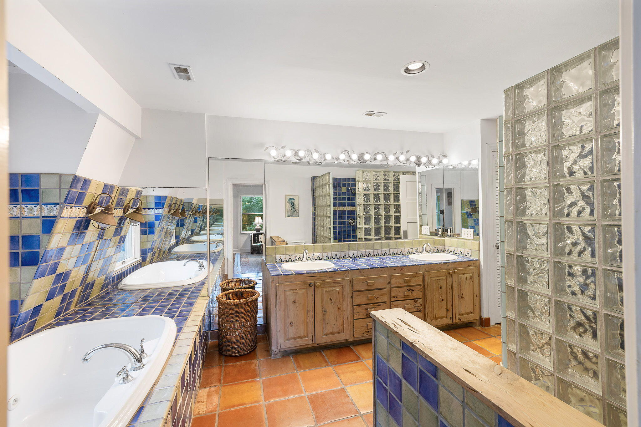 2258 Shad Drive