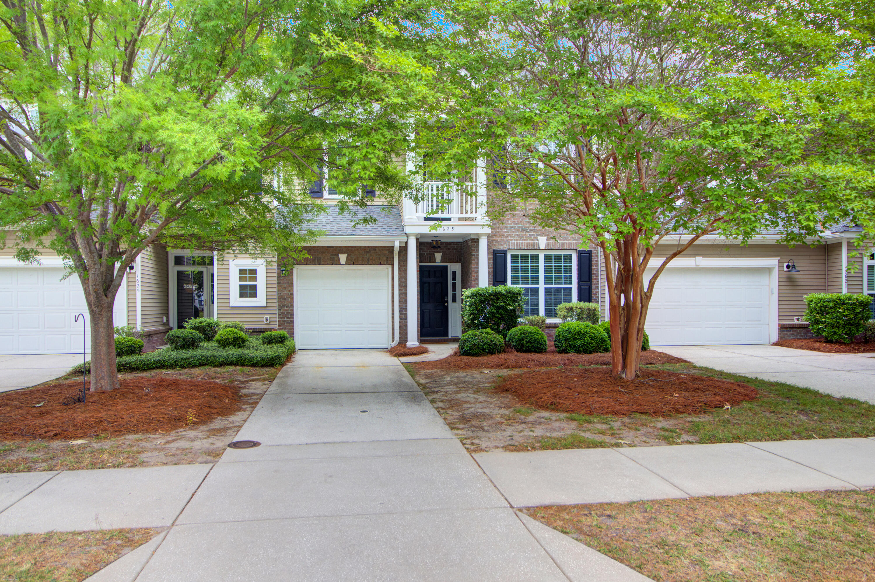 1623 Cristalino Circle