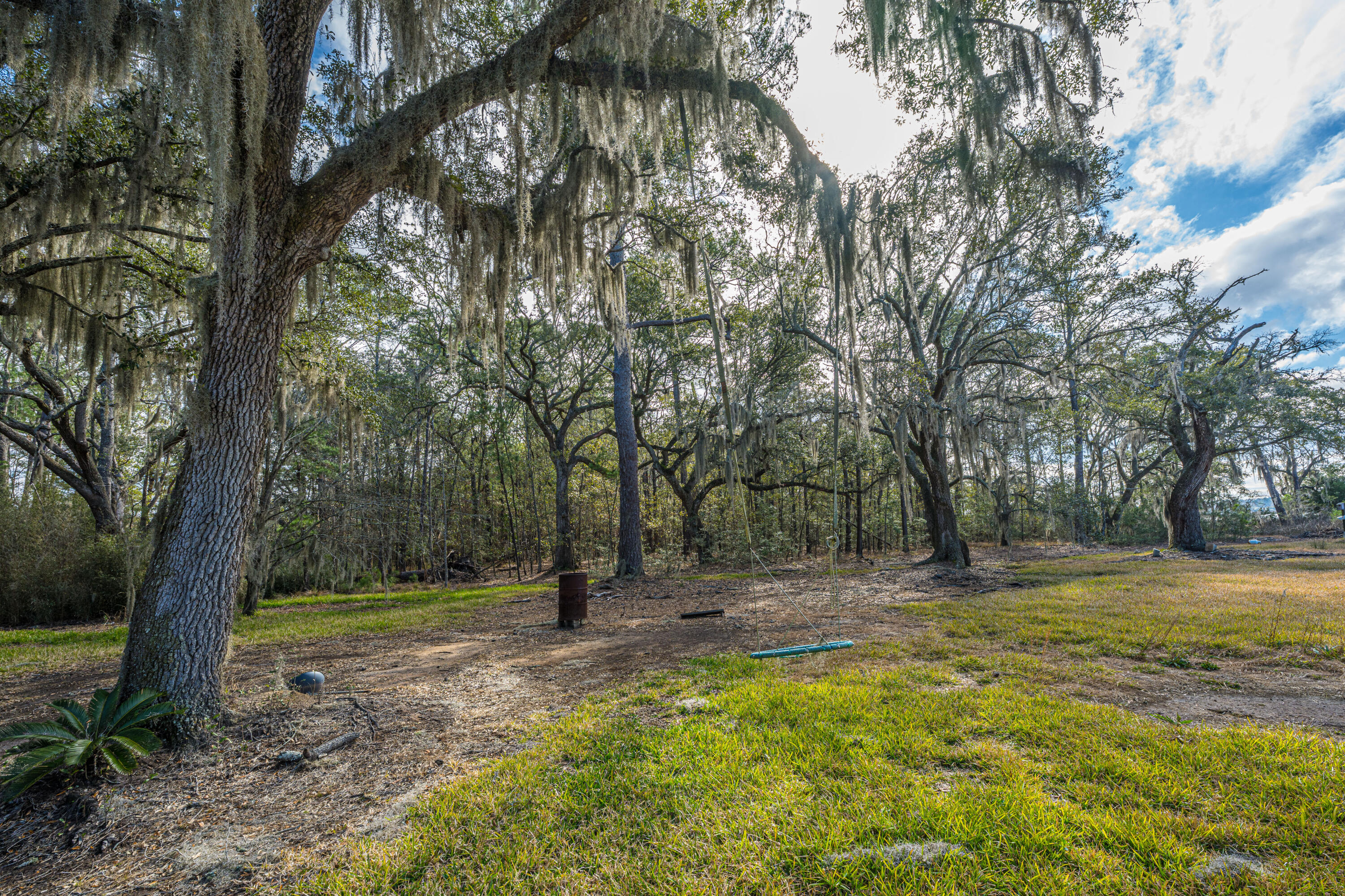 4107 Davison Road