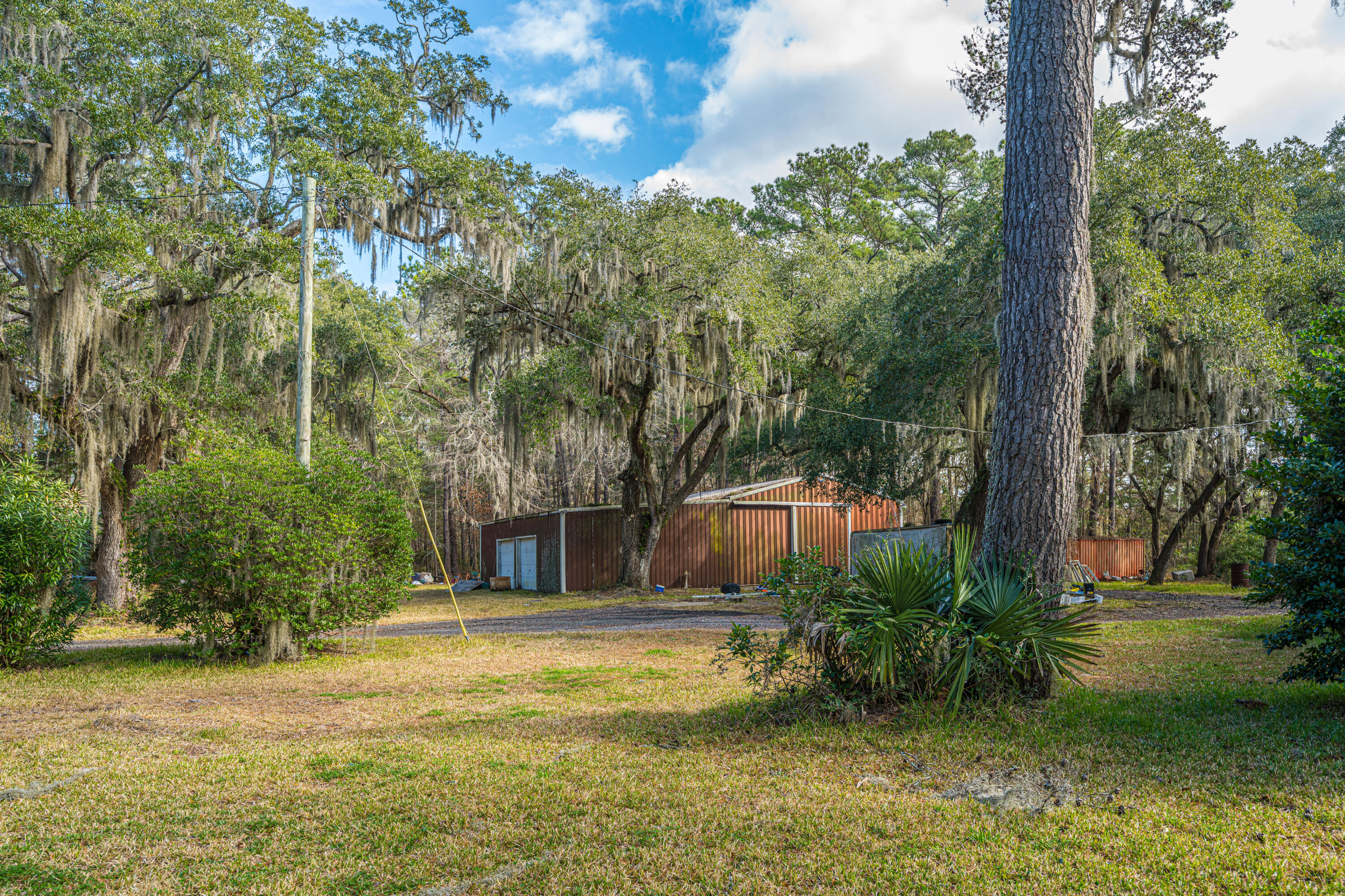 4107 Davison Road