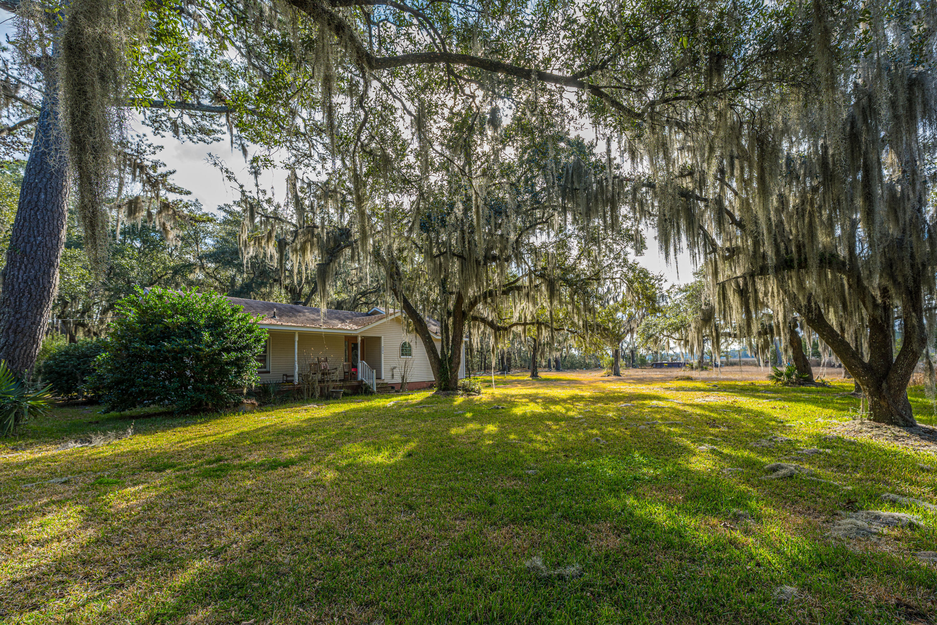 4107 Davison Road