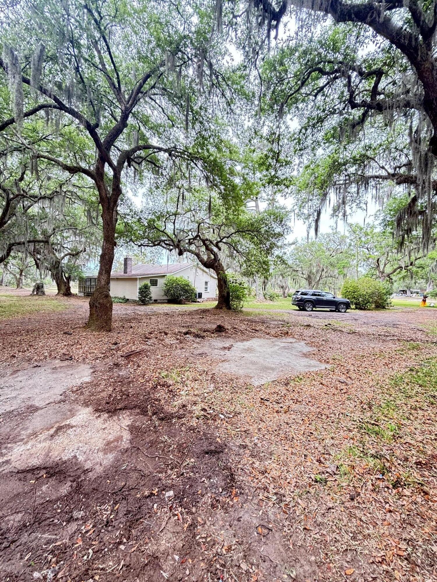 4107 Davison Road