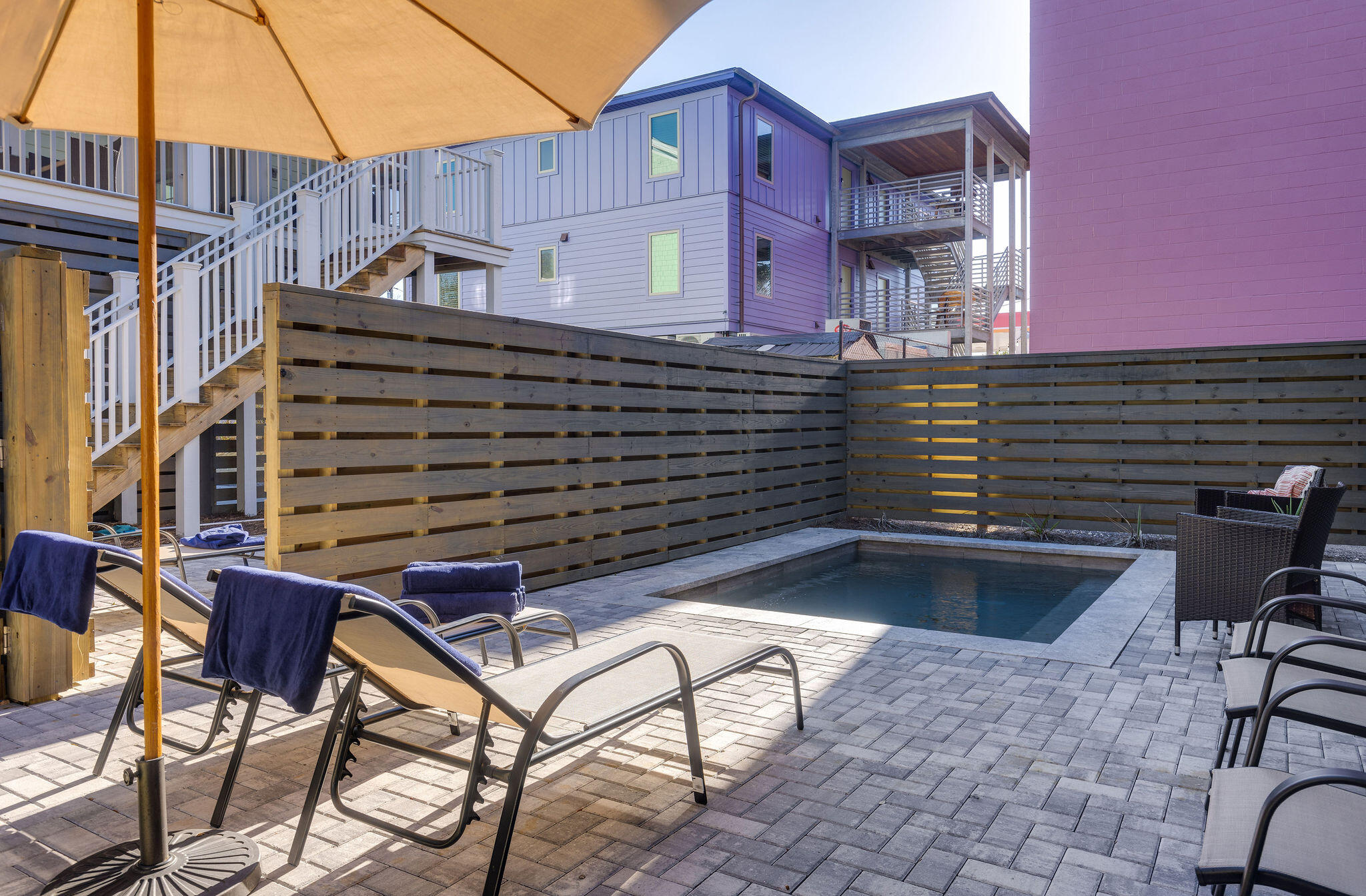 108 E Hudson Avenue