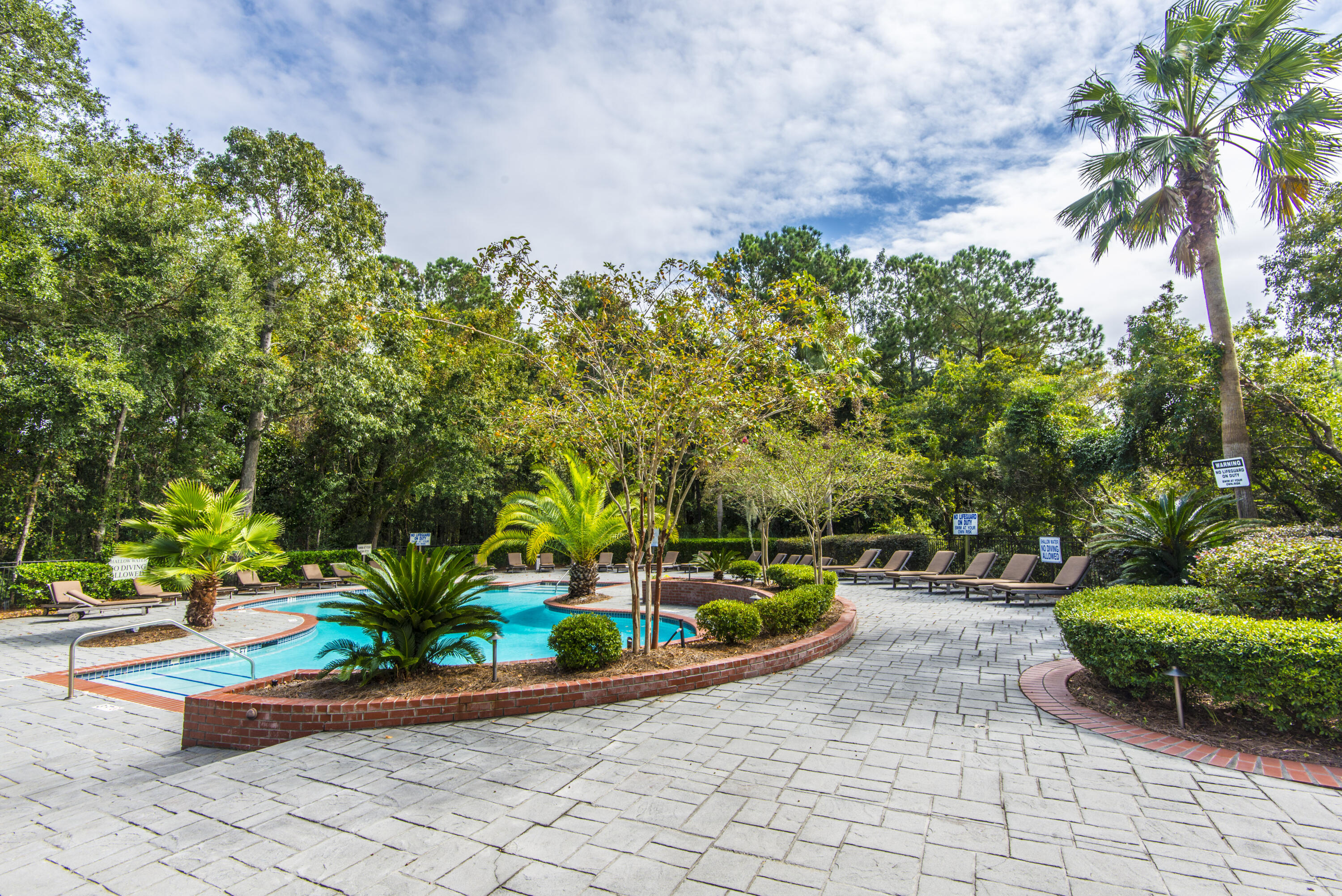 700 Daniel Ellis Dr. Drive # 11105