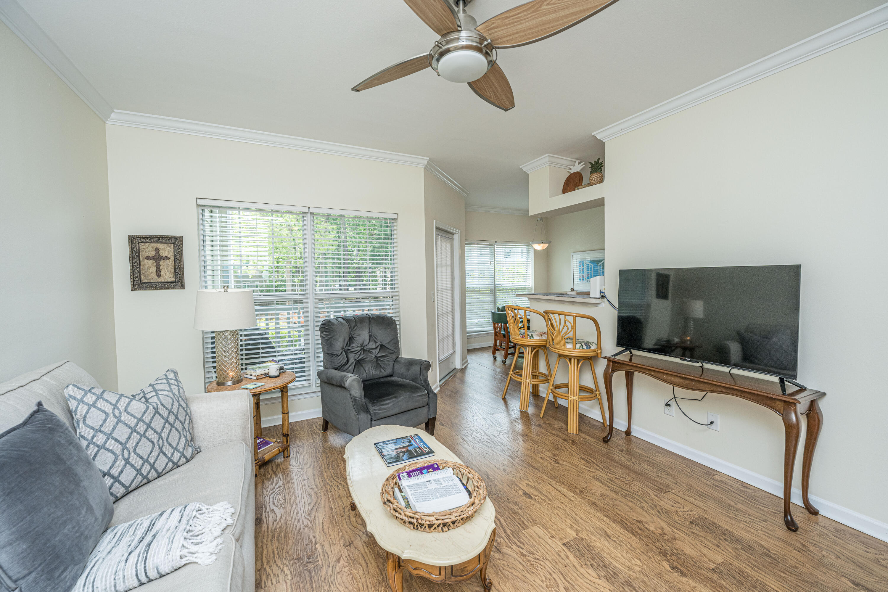 700 Daniel Ellis Dr. Drive # 11105