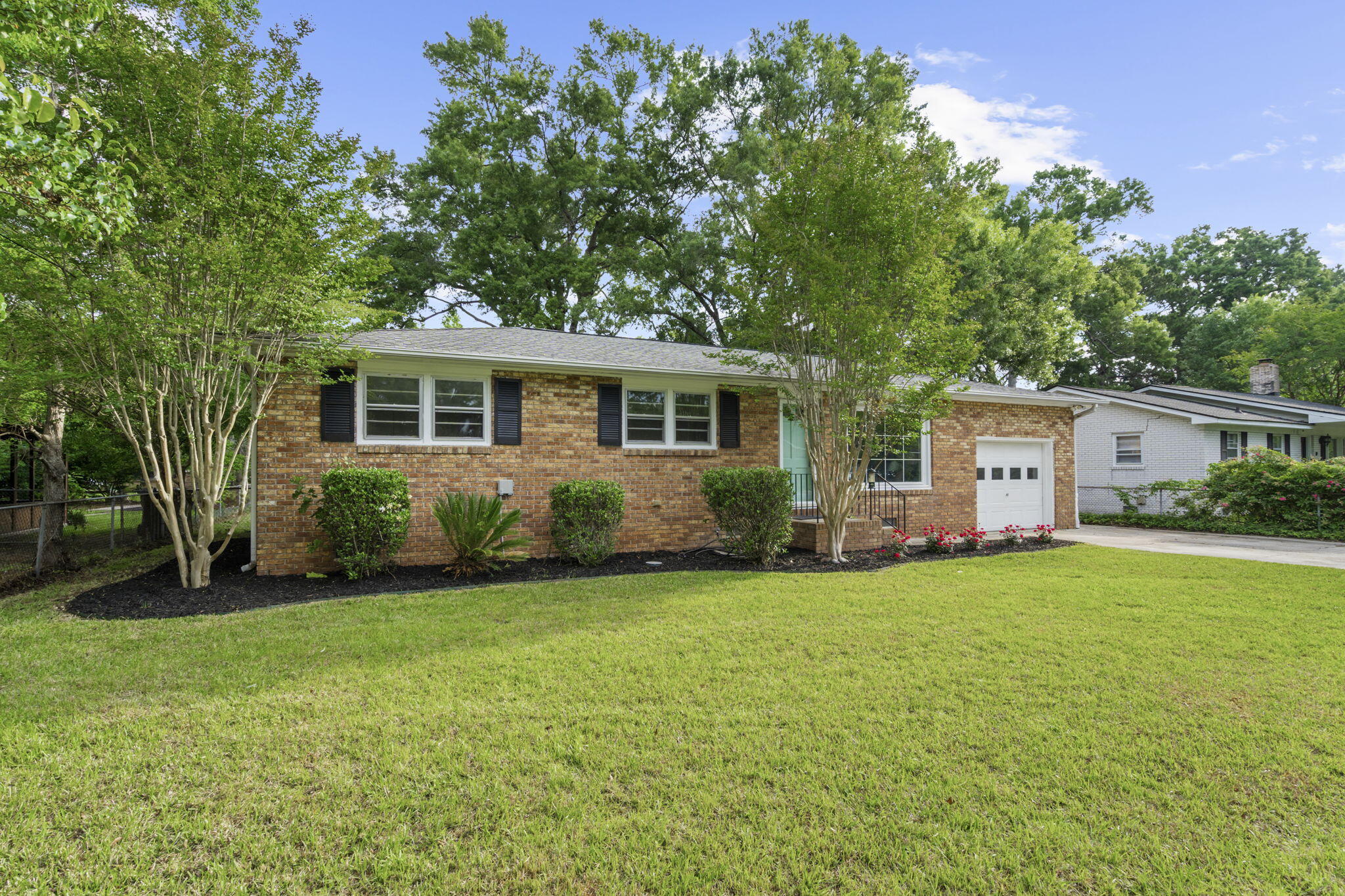 121 Belknap Road