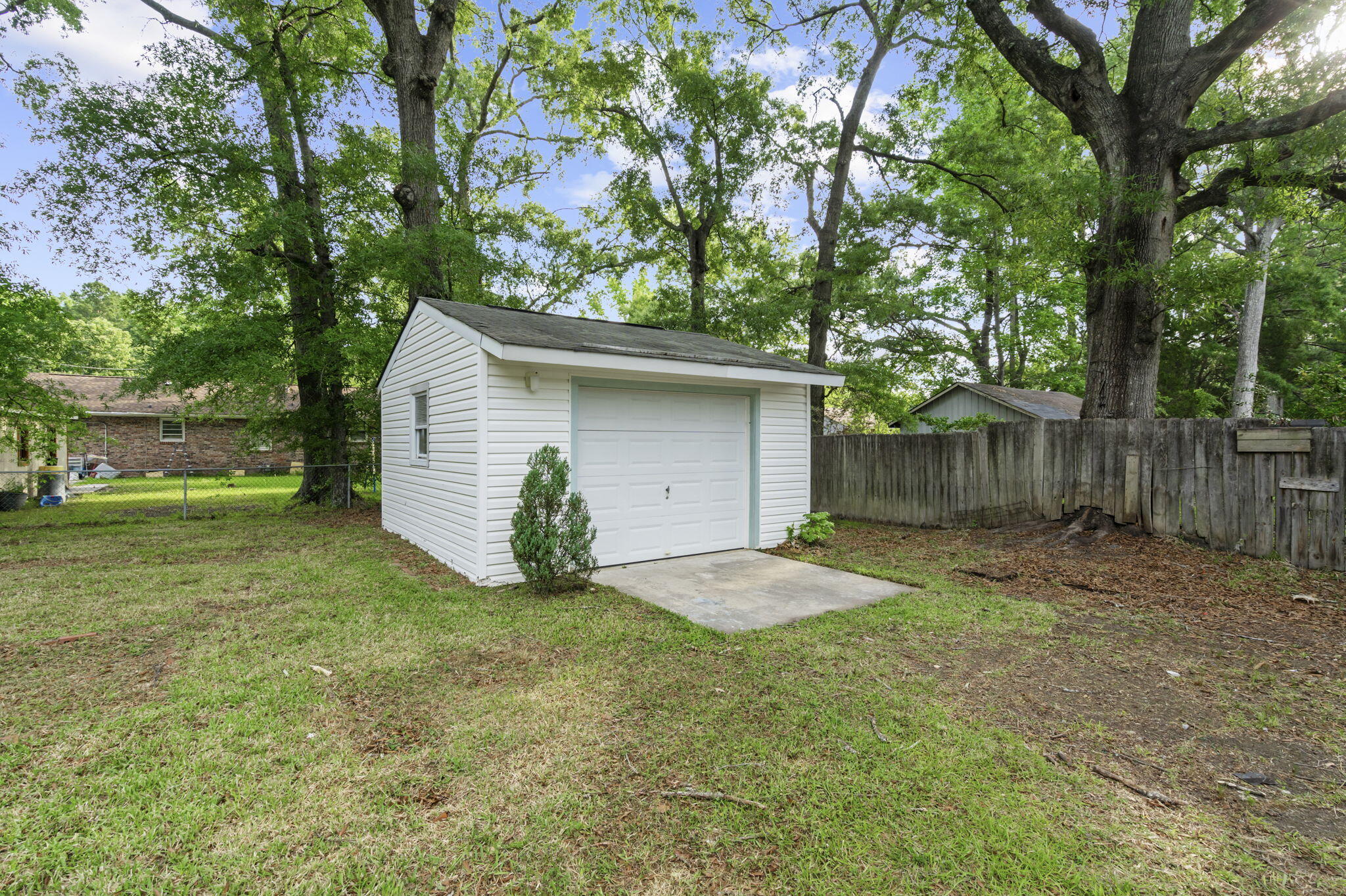 121 Belknap Road