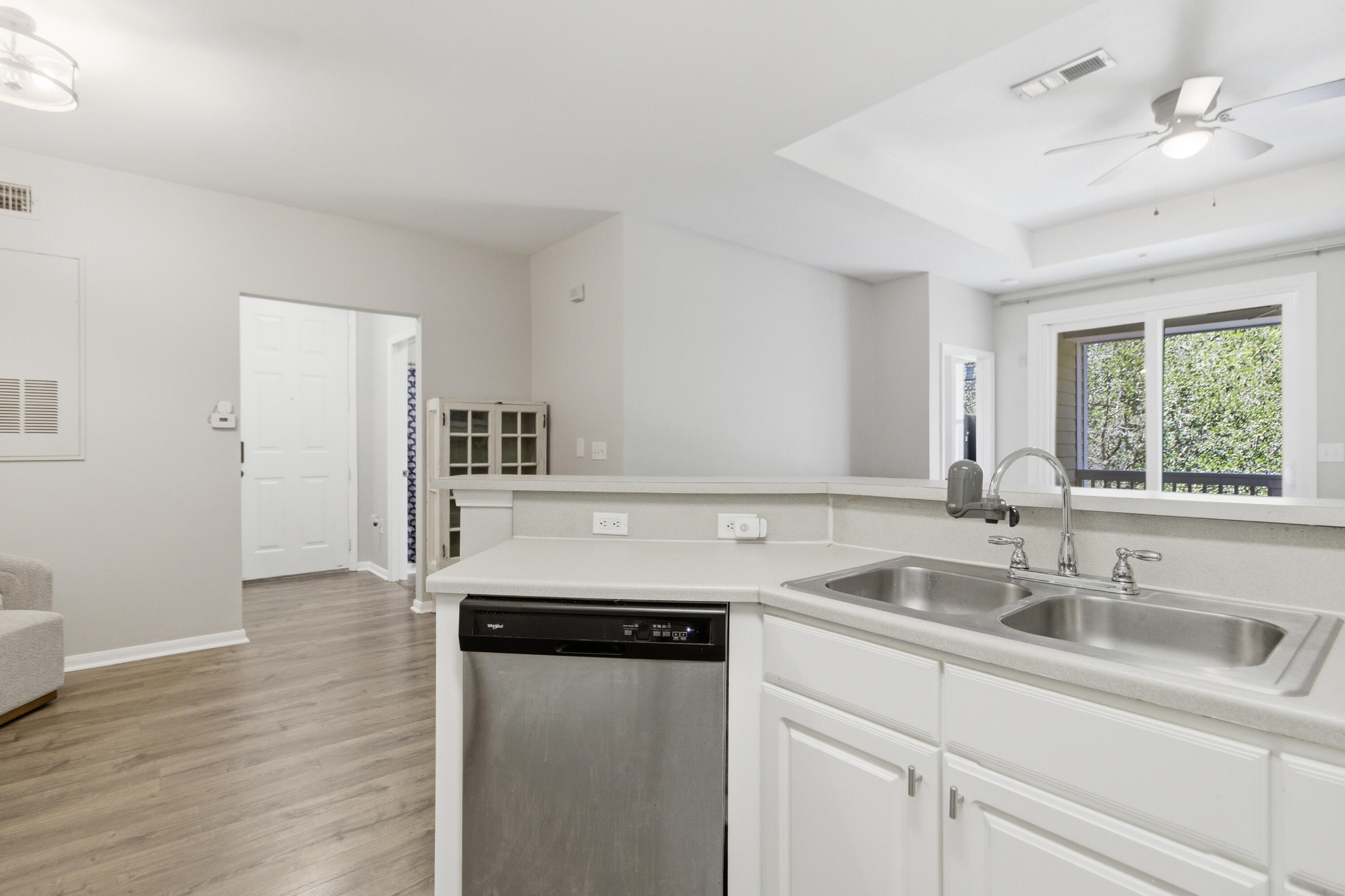 60 Fenwick Hall Alley # 2310