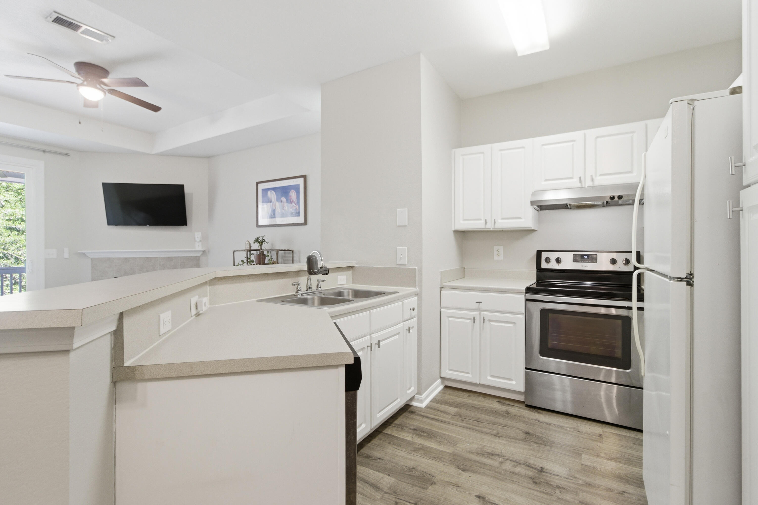 60 Fenwick Hall Alley # 2310