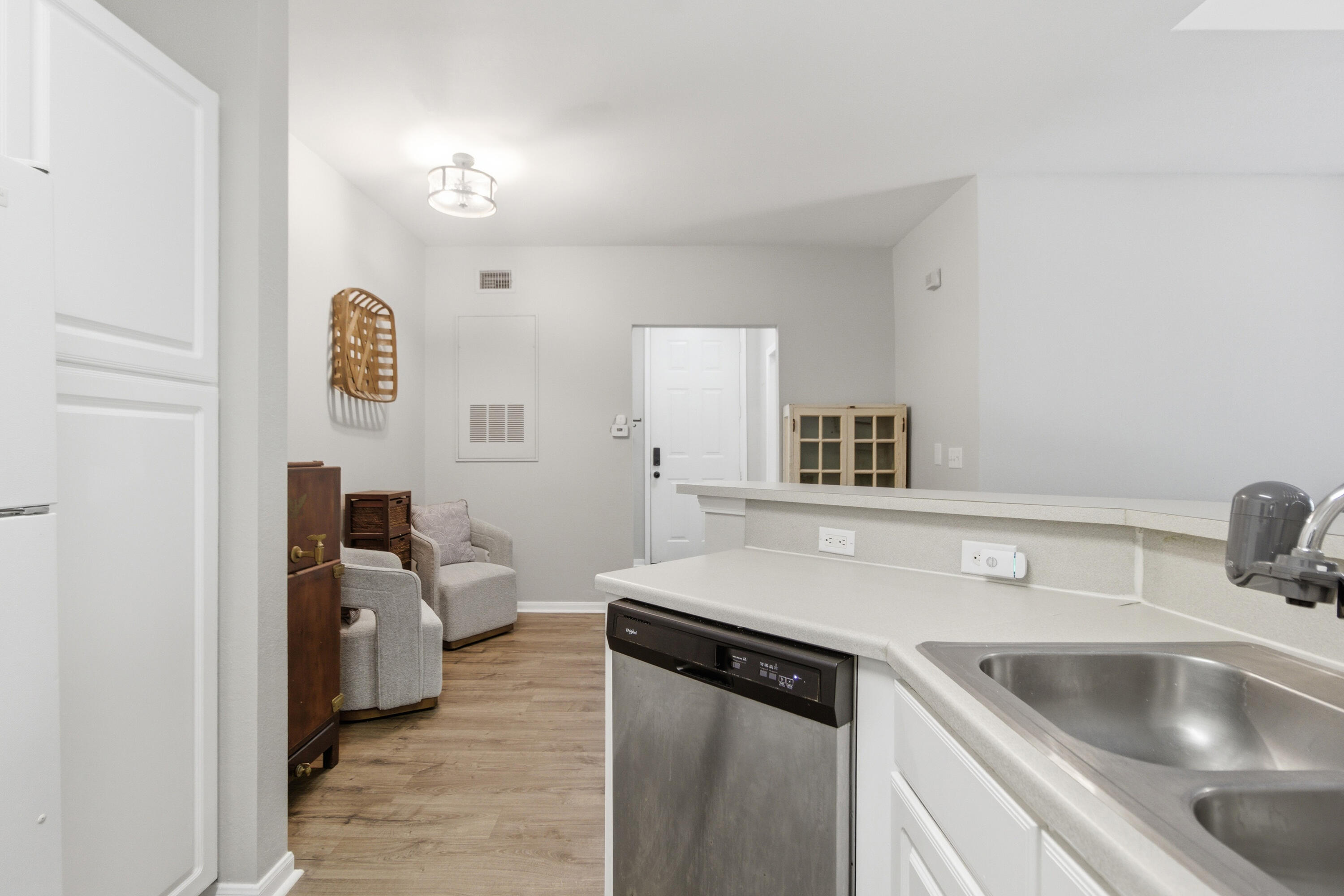 60 Fenwick Hall Alley # 2310