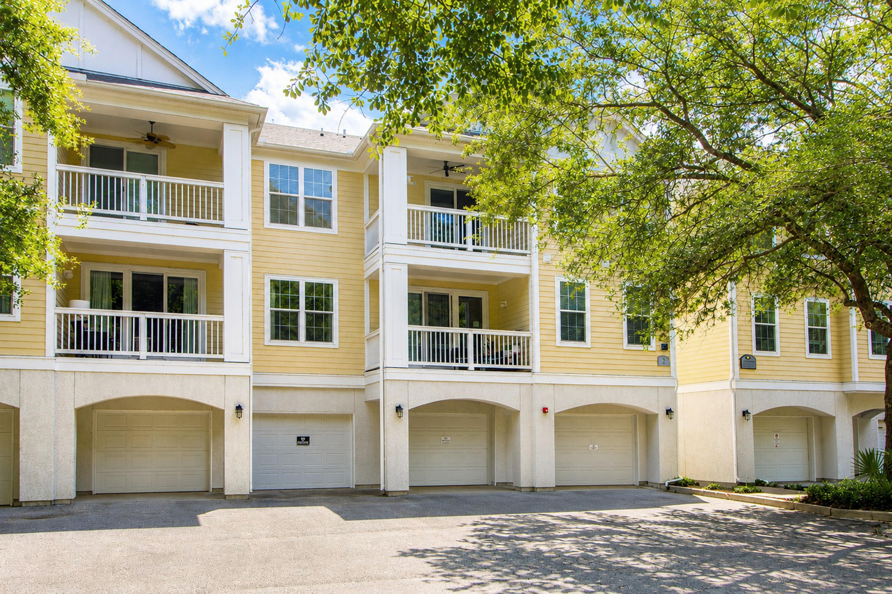 60 Fenwick Hall Alley # 2310