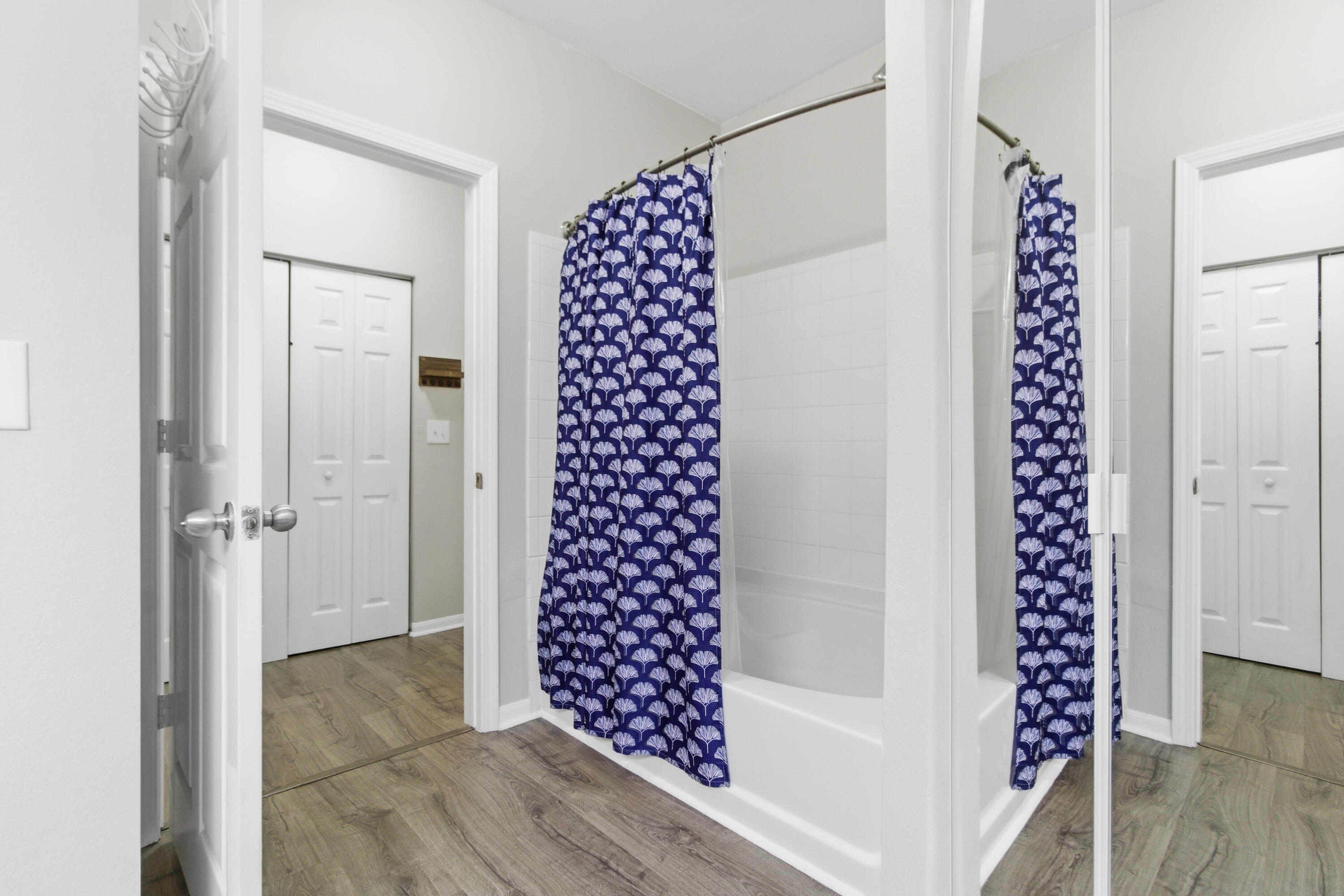 60 Fenwick Hall Alley # 2310