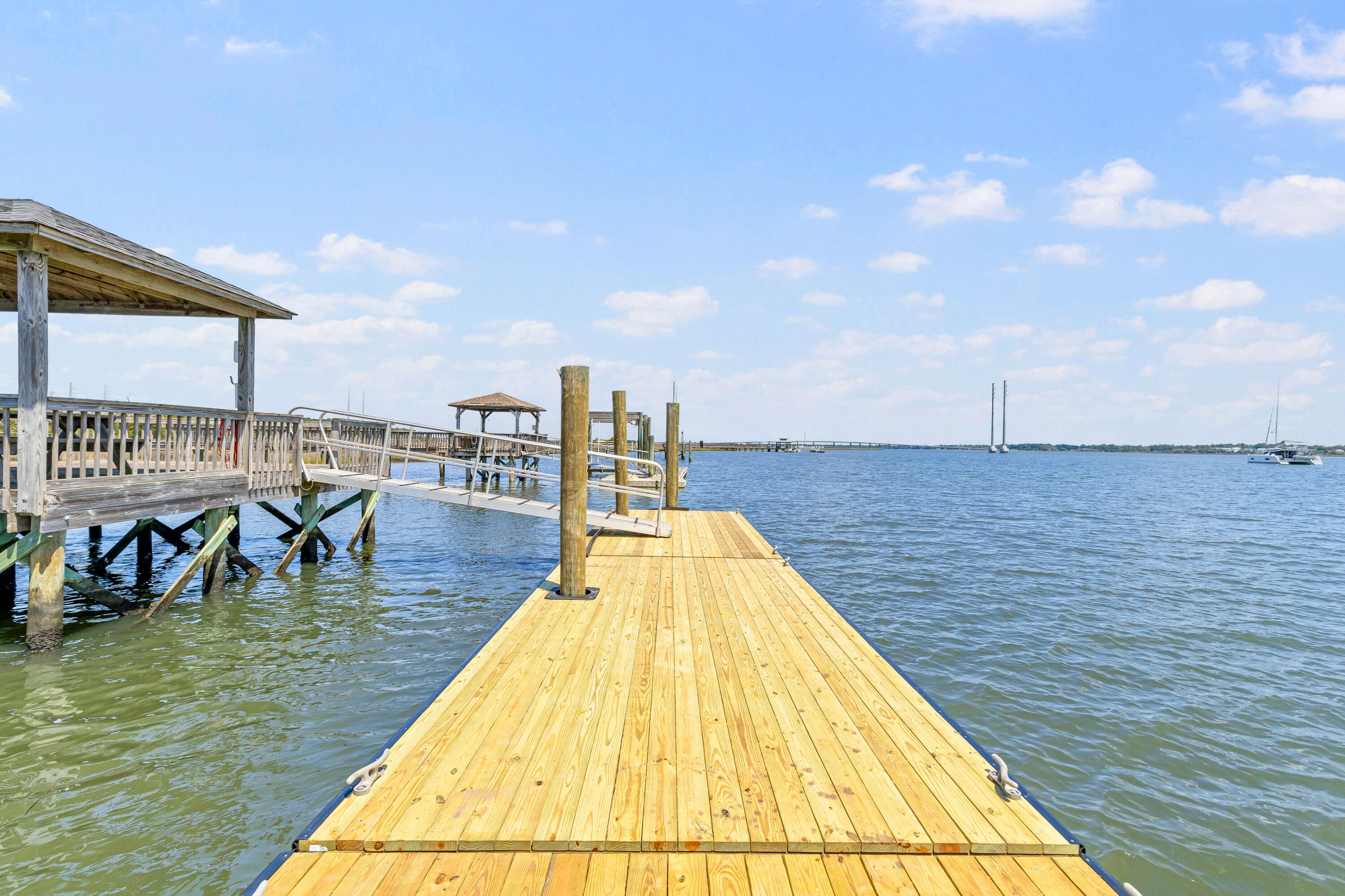2207 Clam Drive