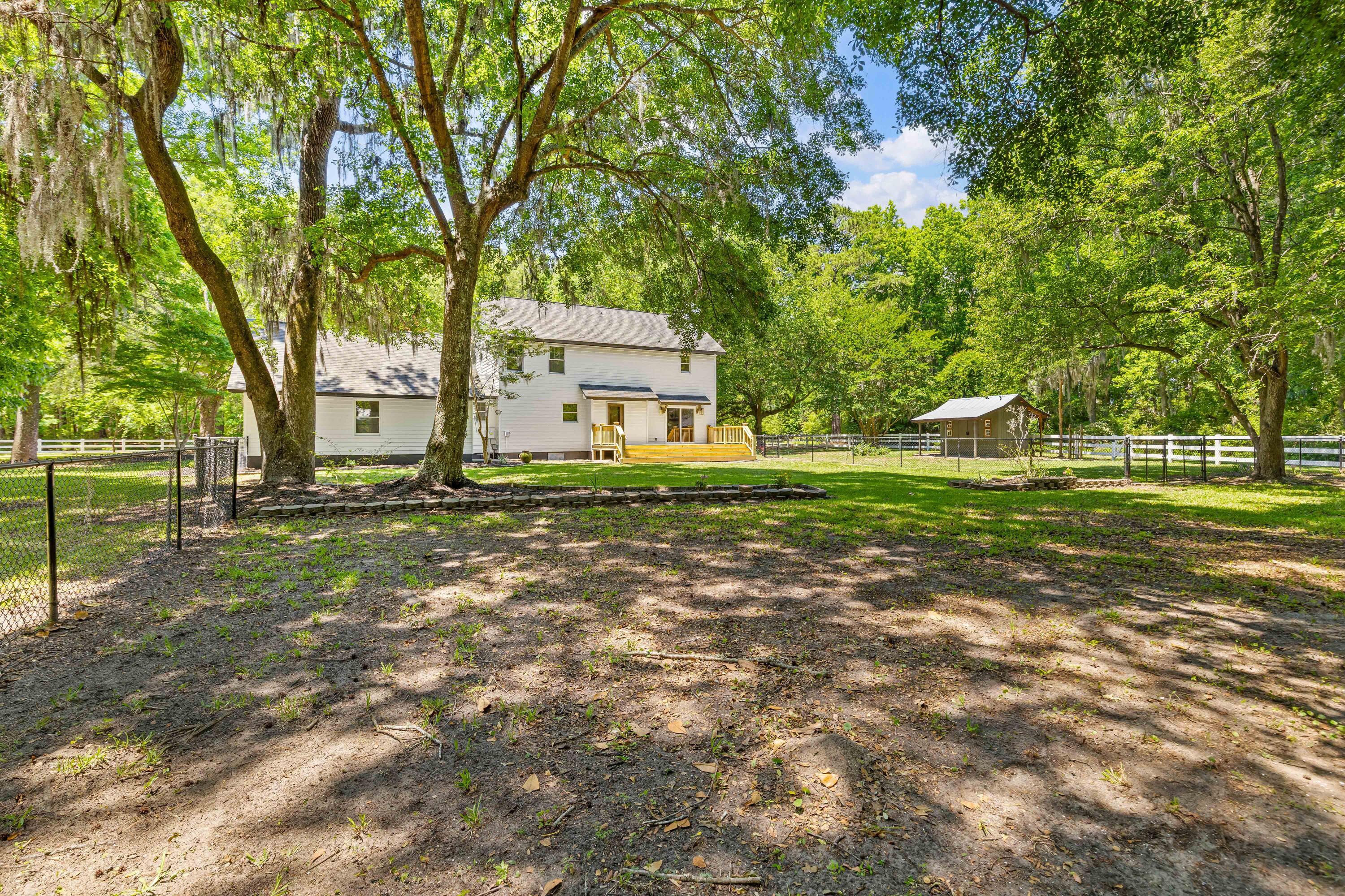 2207 Clam Drive