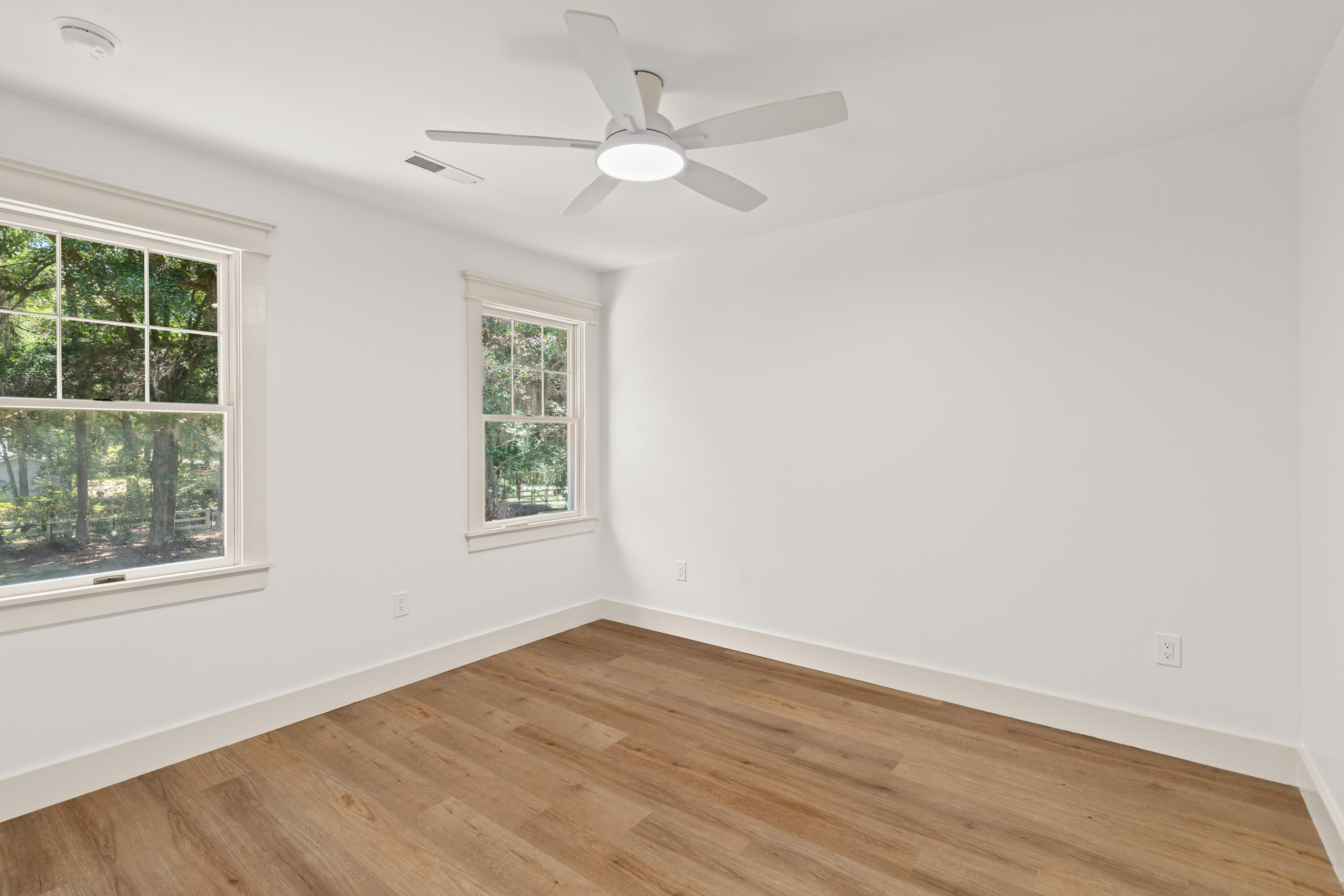 2207 Clam Drive