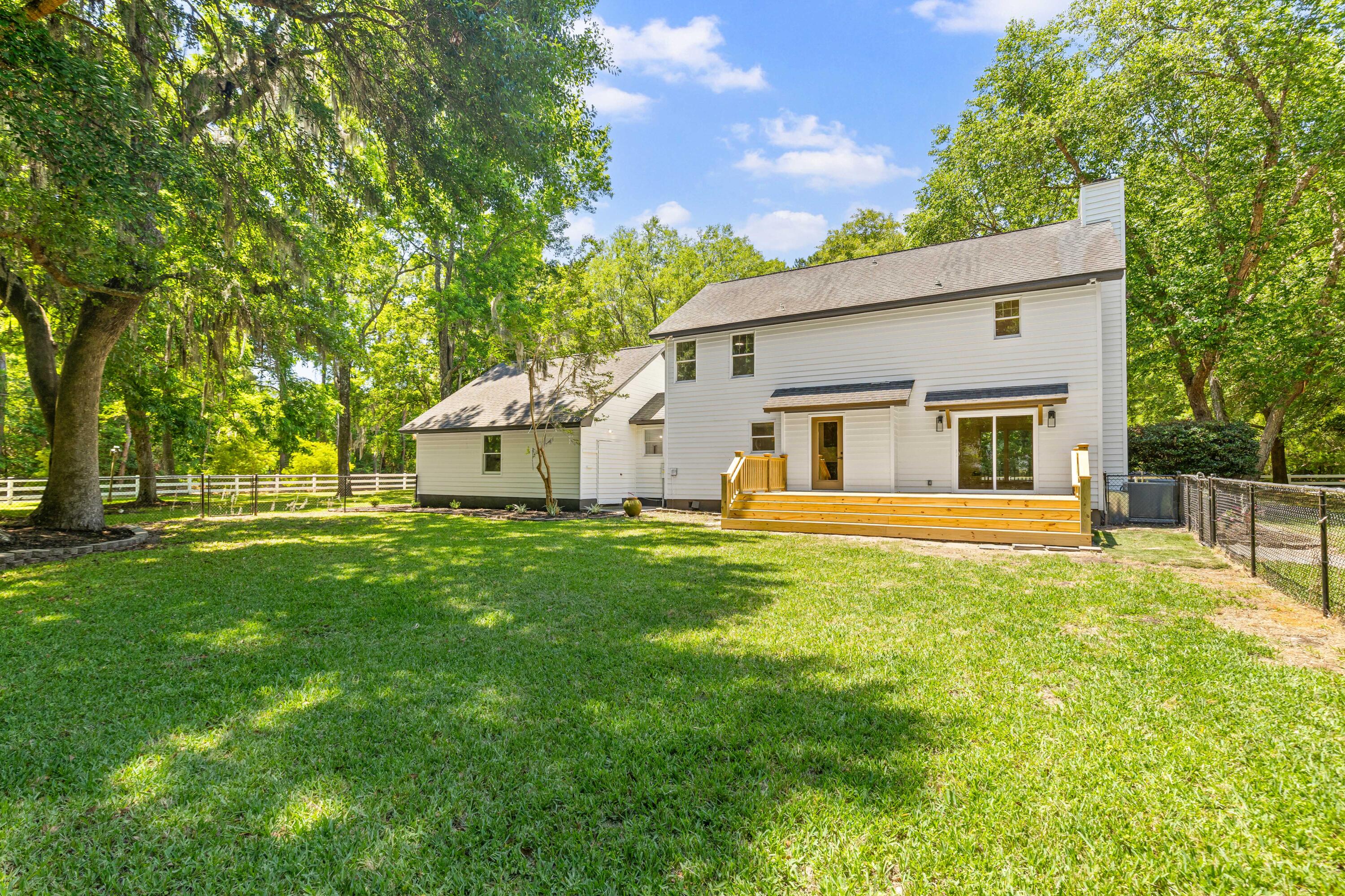 2207 Clam Drive