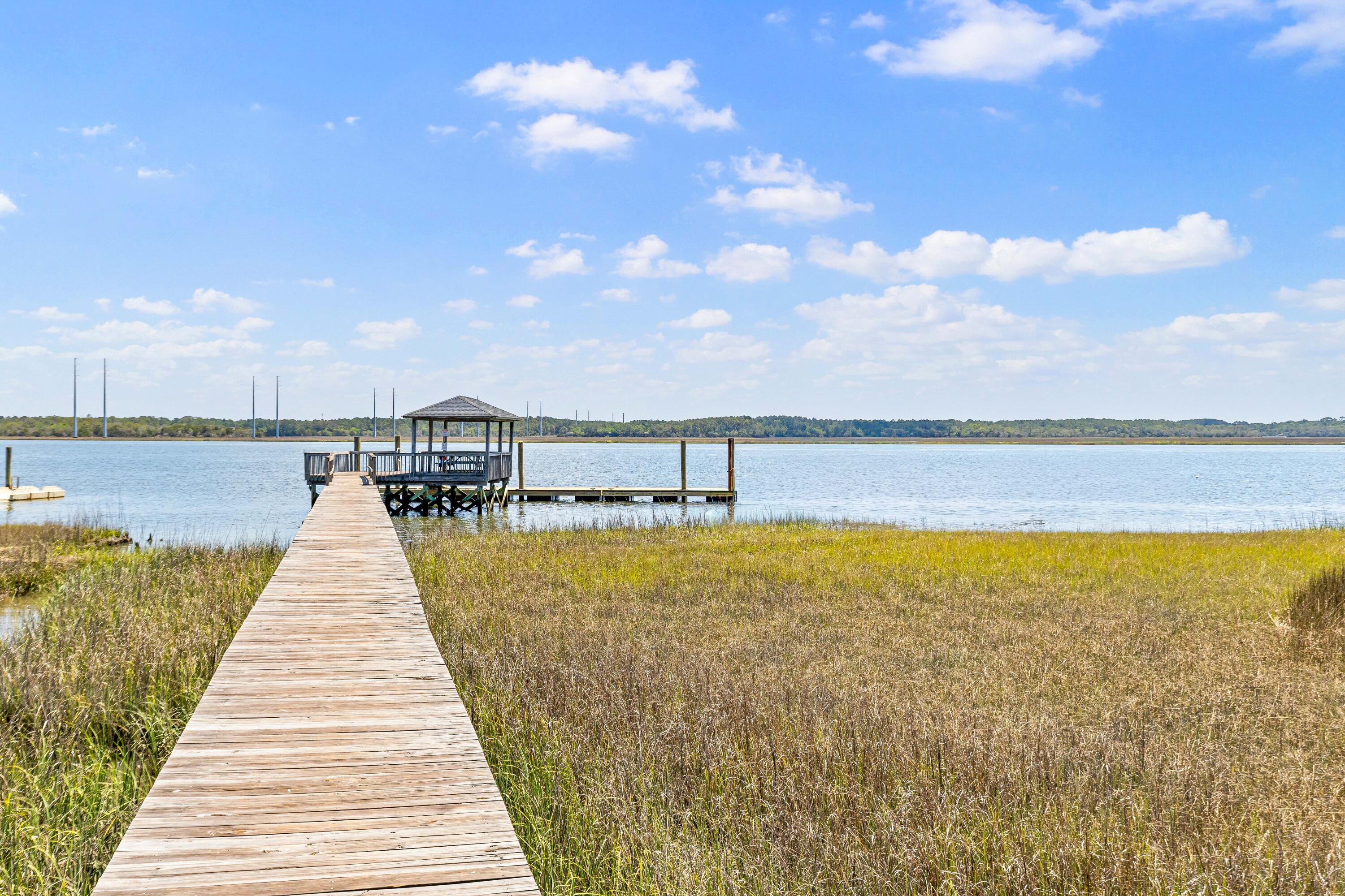 2207 Clam Drive