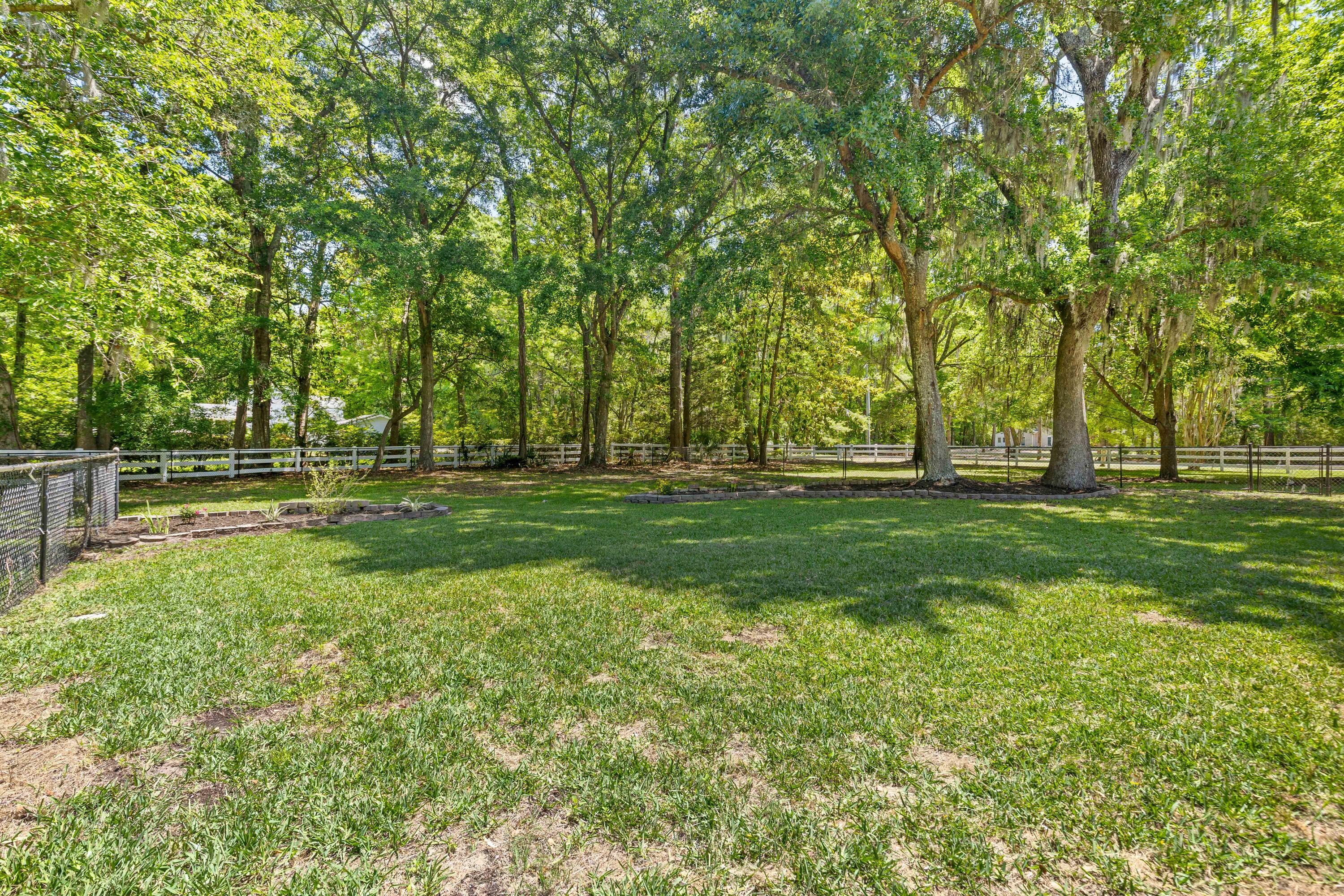 2207 Clam Drive