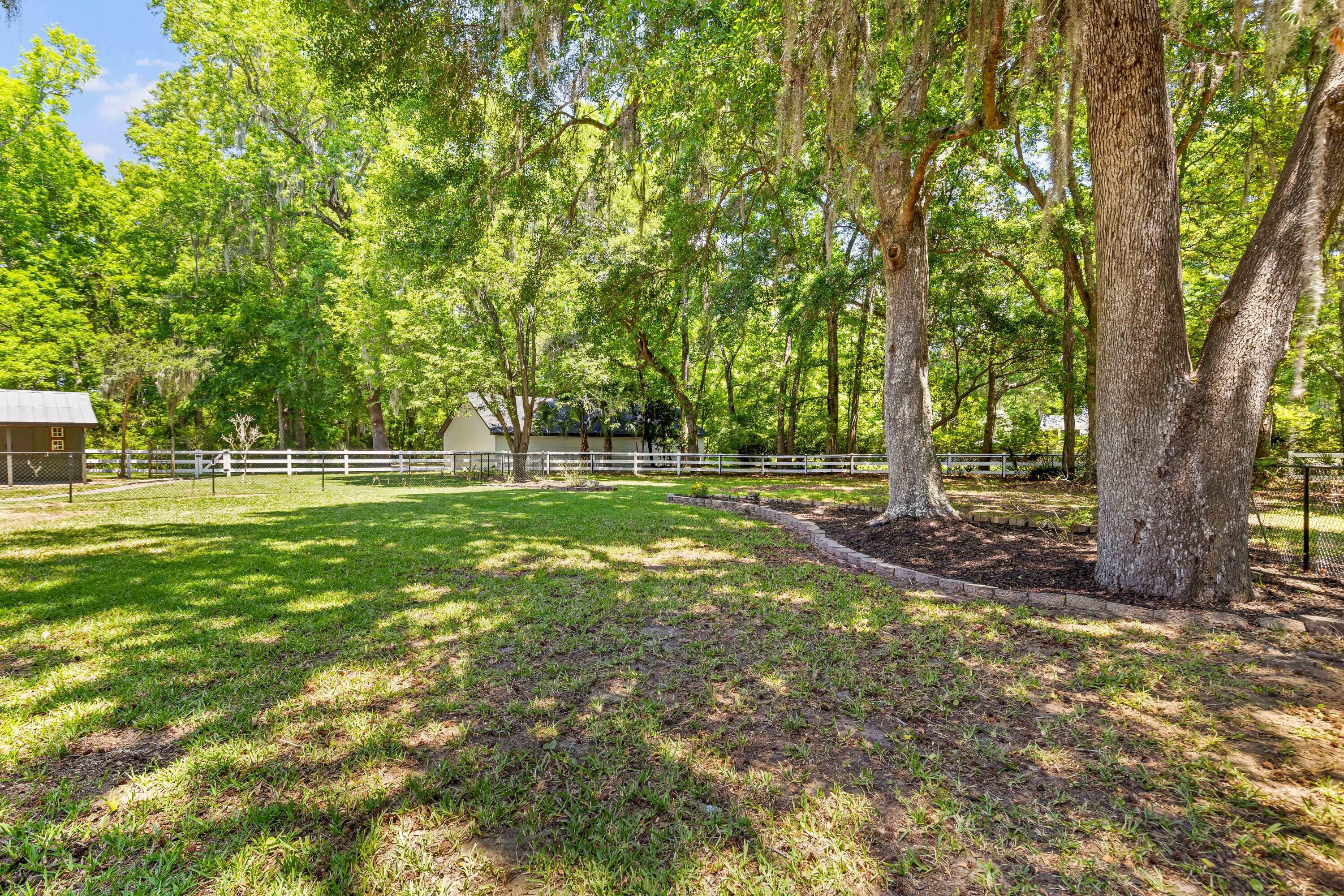 2207 Clam Drive