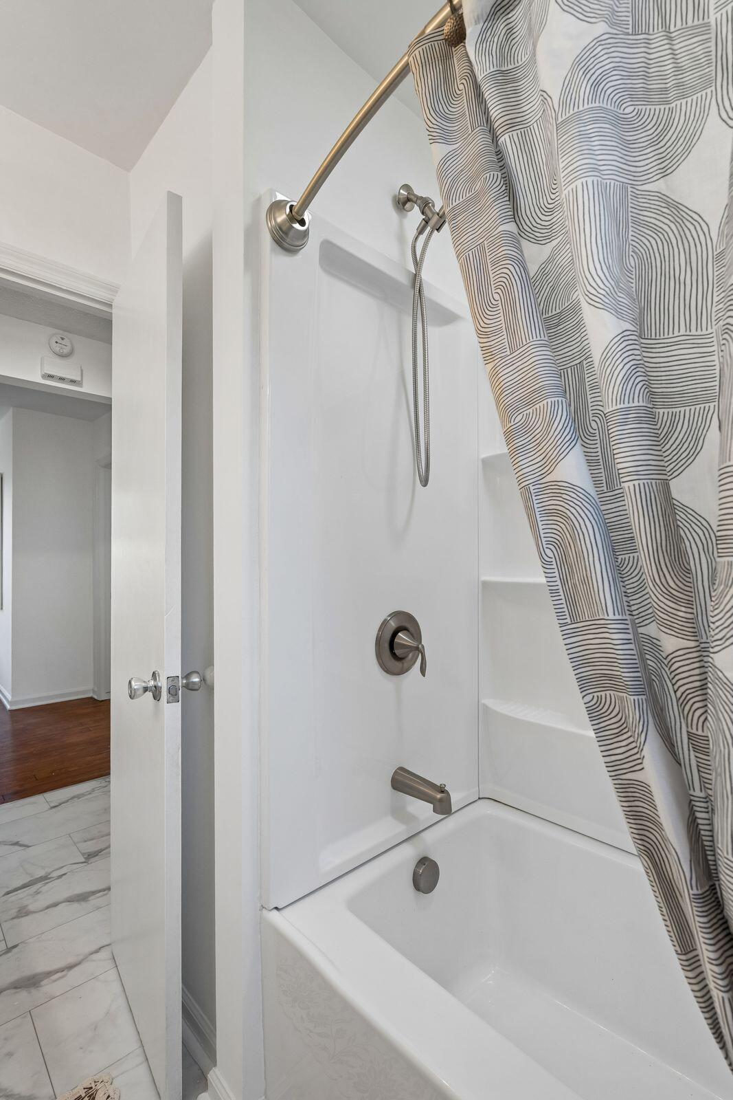 115 Smith Street Apt 6