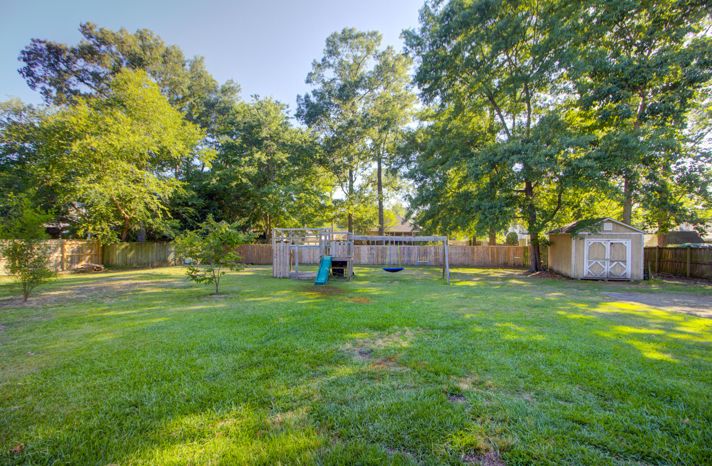 115 Thousand Oaks Circle