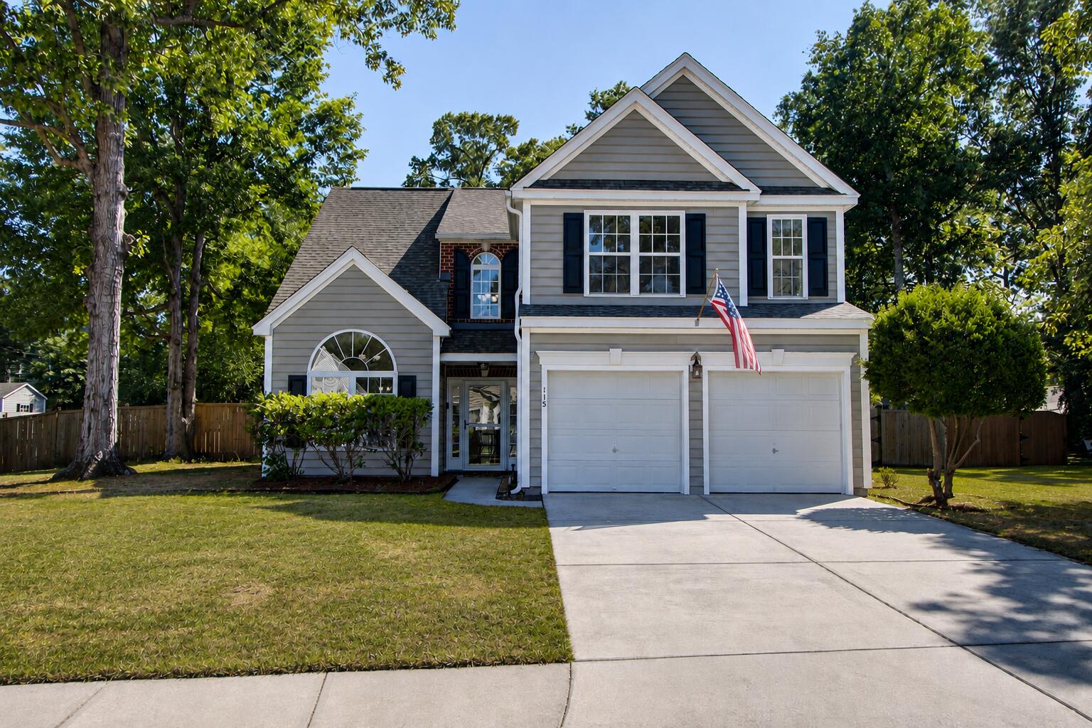 115 Thousand Oaks Circle