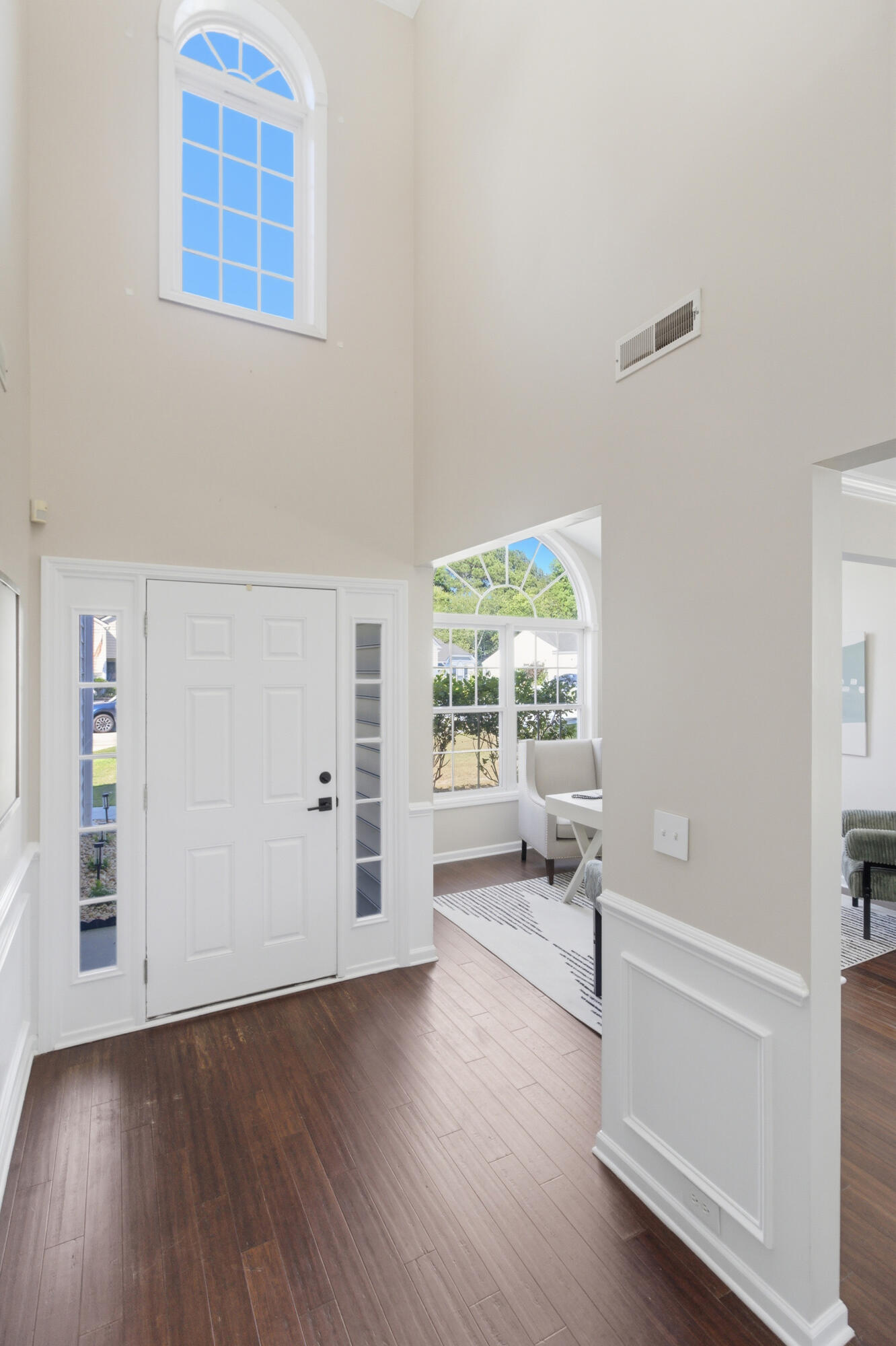 115 Thousand Oaks Circle