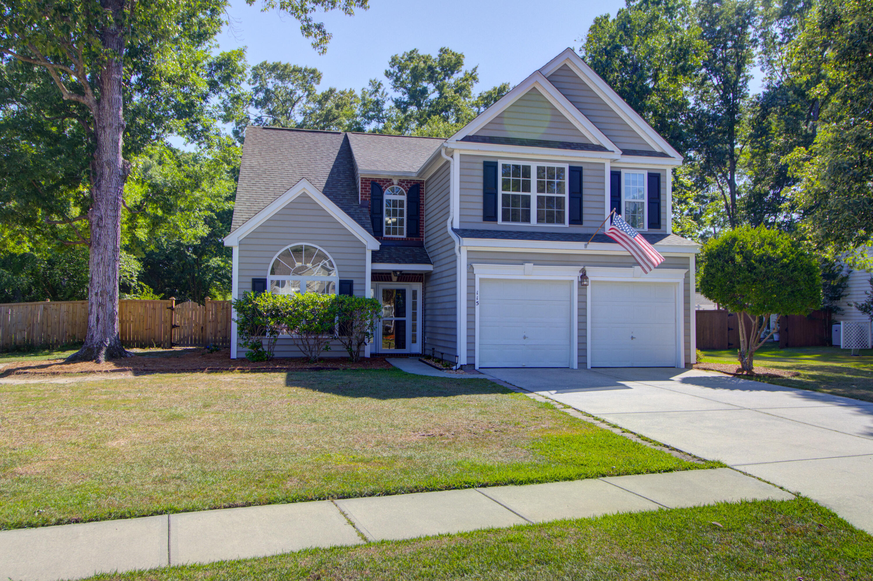 115 Thousand Oaks Circle