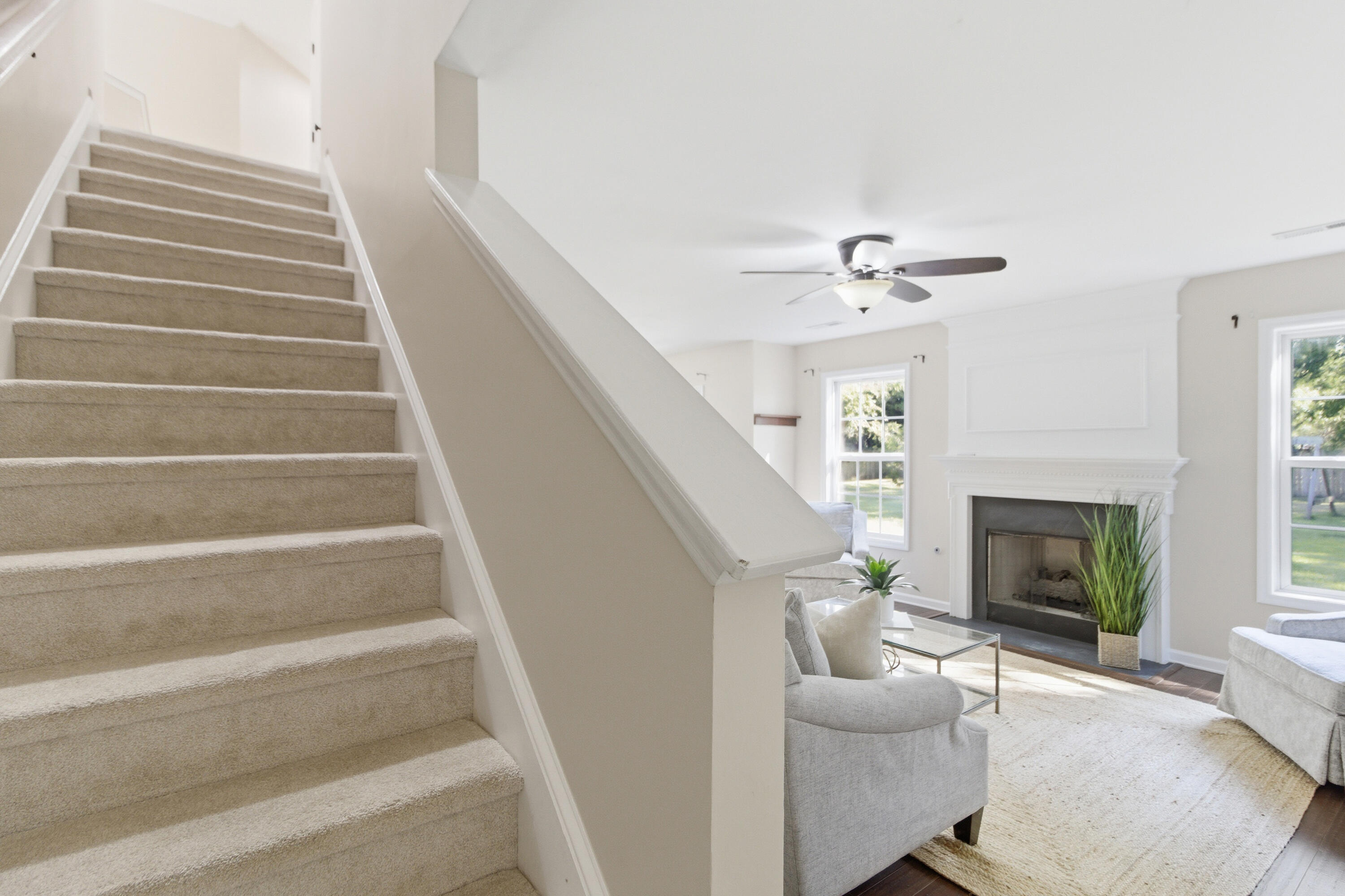 115 Thousand Oaks Circle