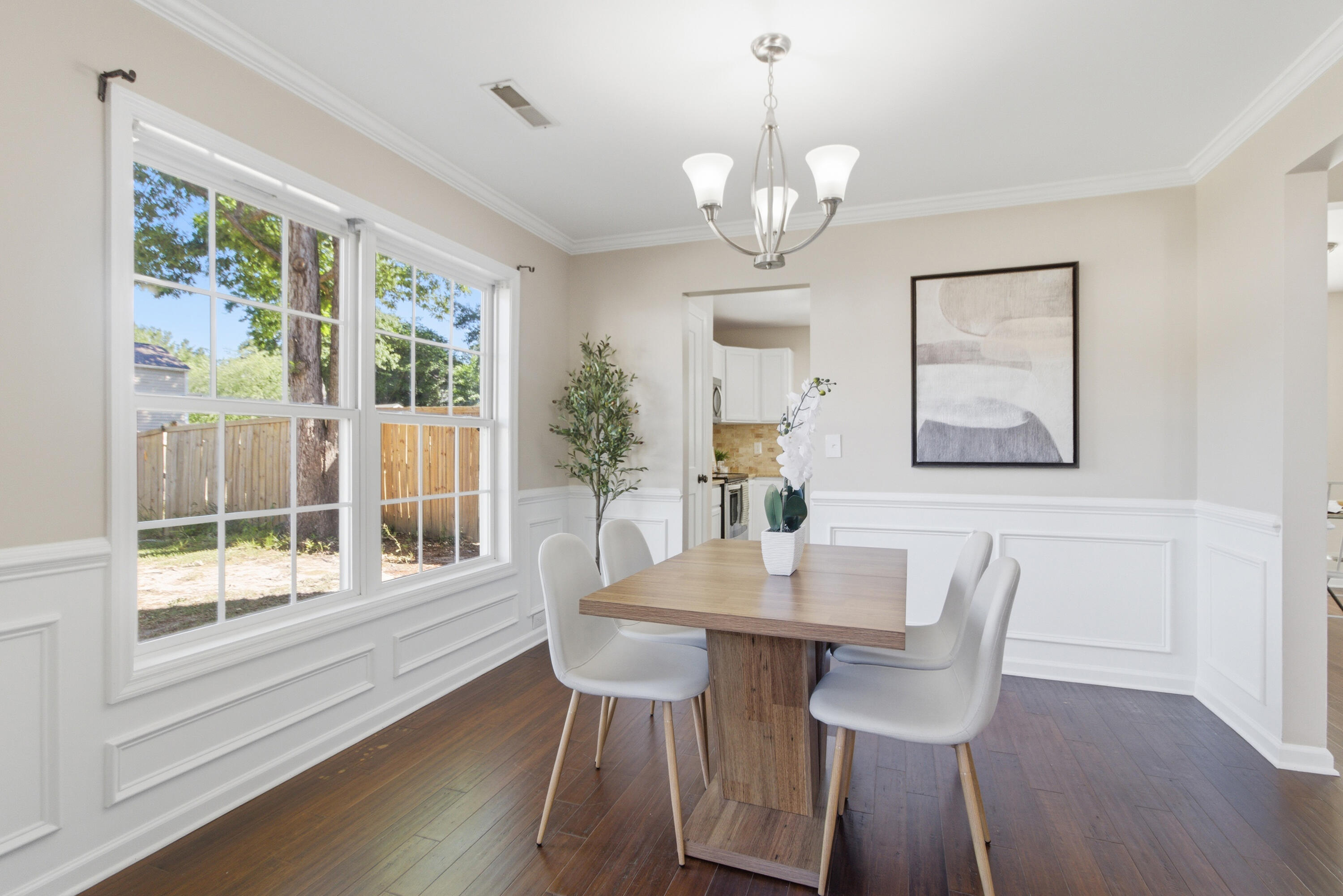 115 Thousand Oaks Circle