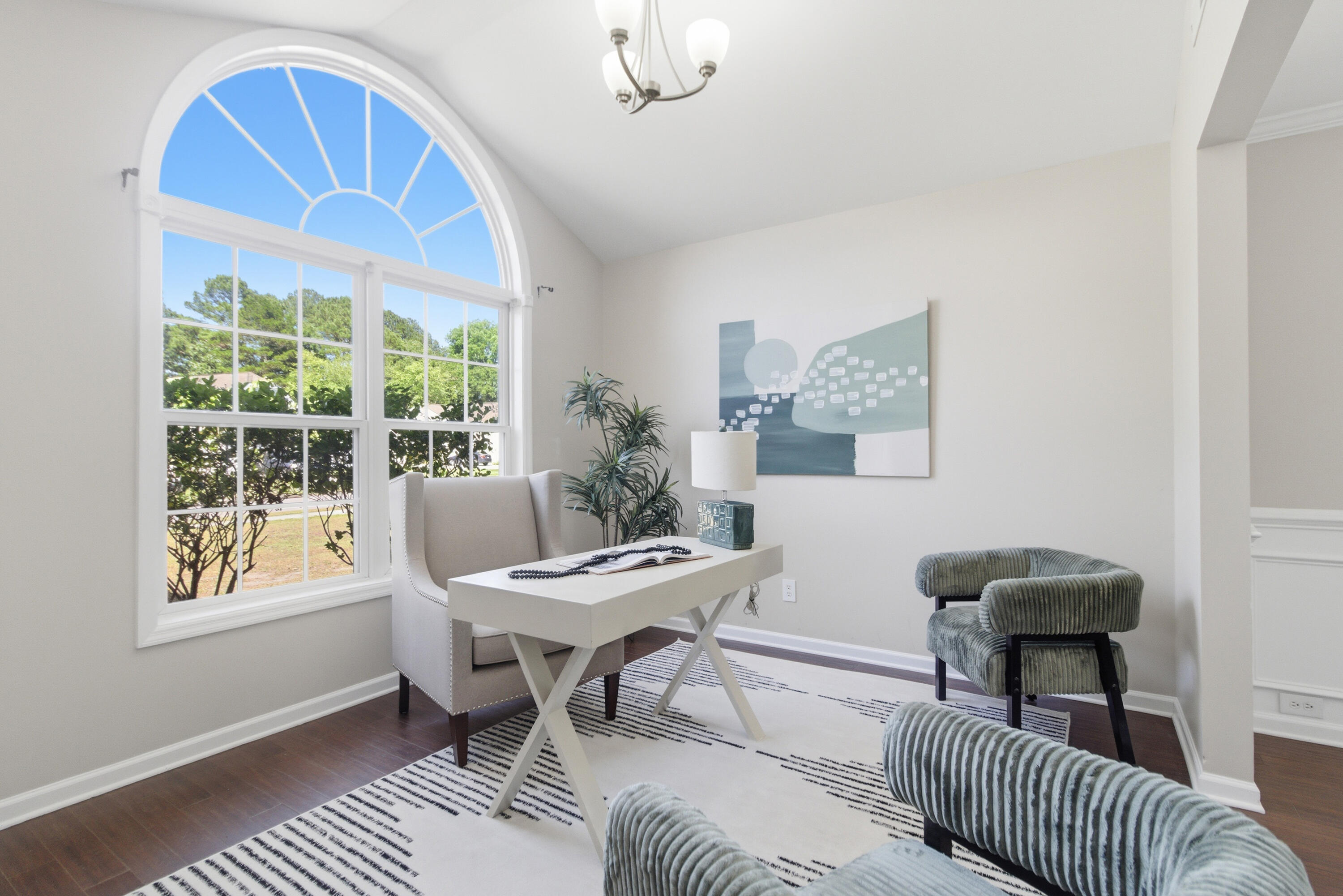 115 Thousand Oaks Circle