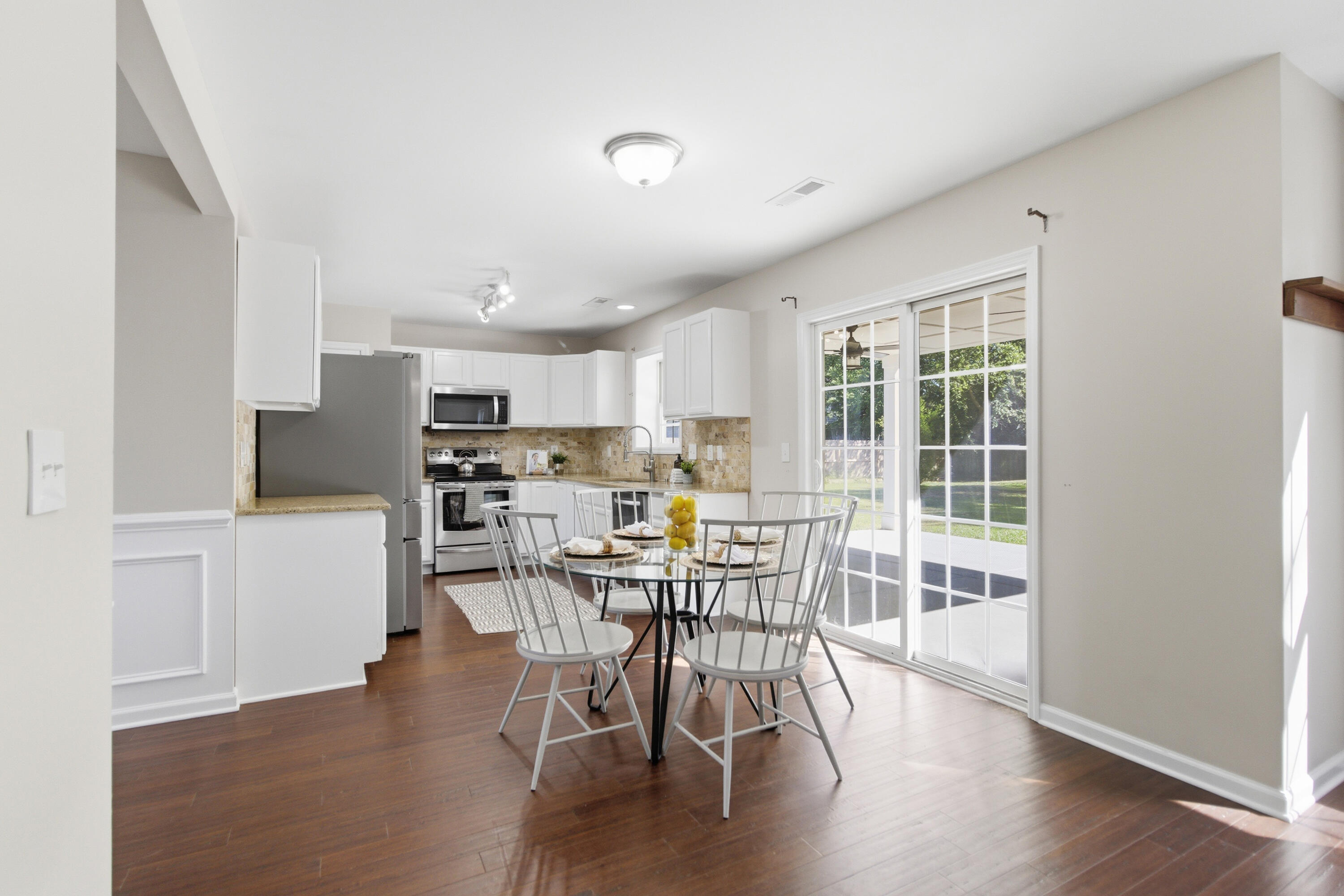 115 Thousand Oaks Circle