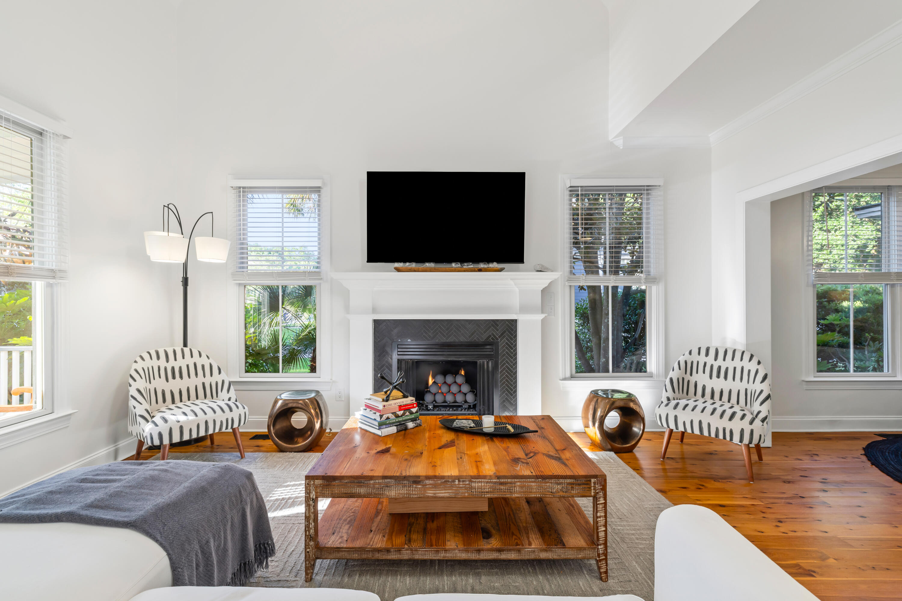 4053 E Amy Lane