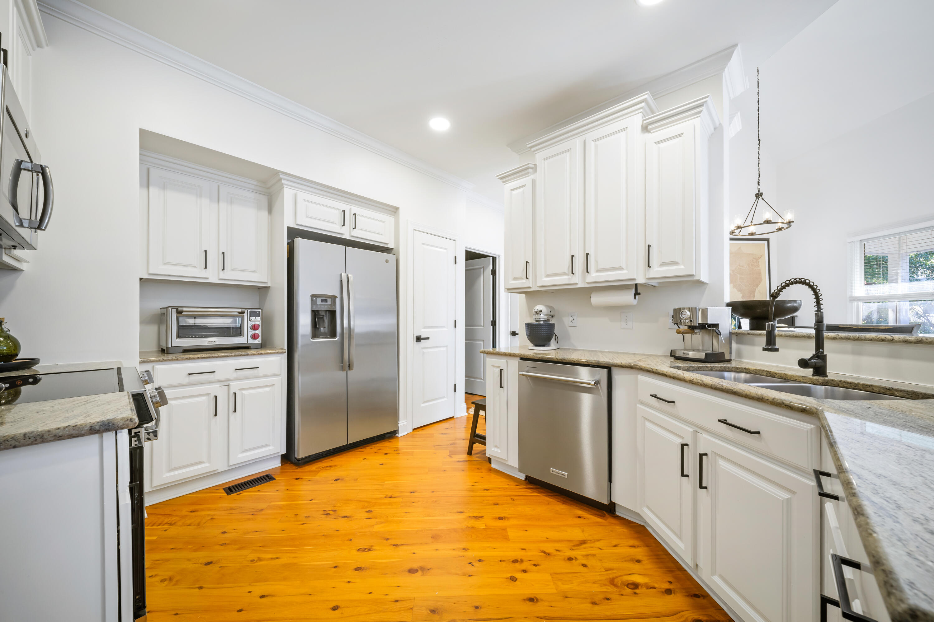 4053 E Amy Lane