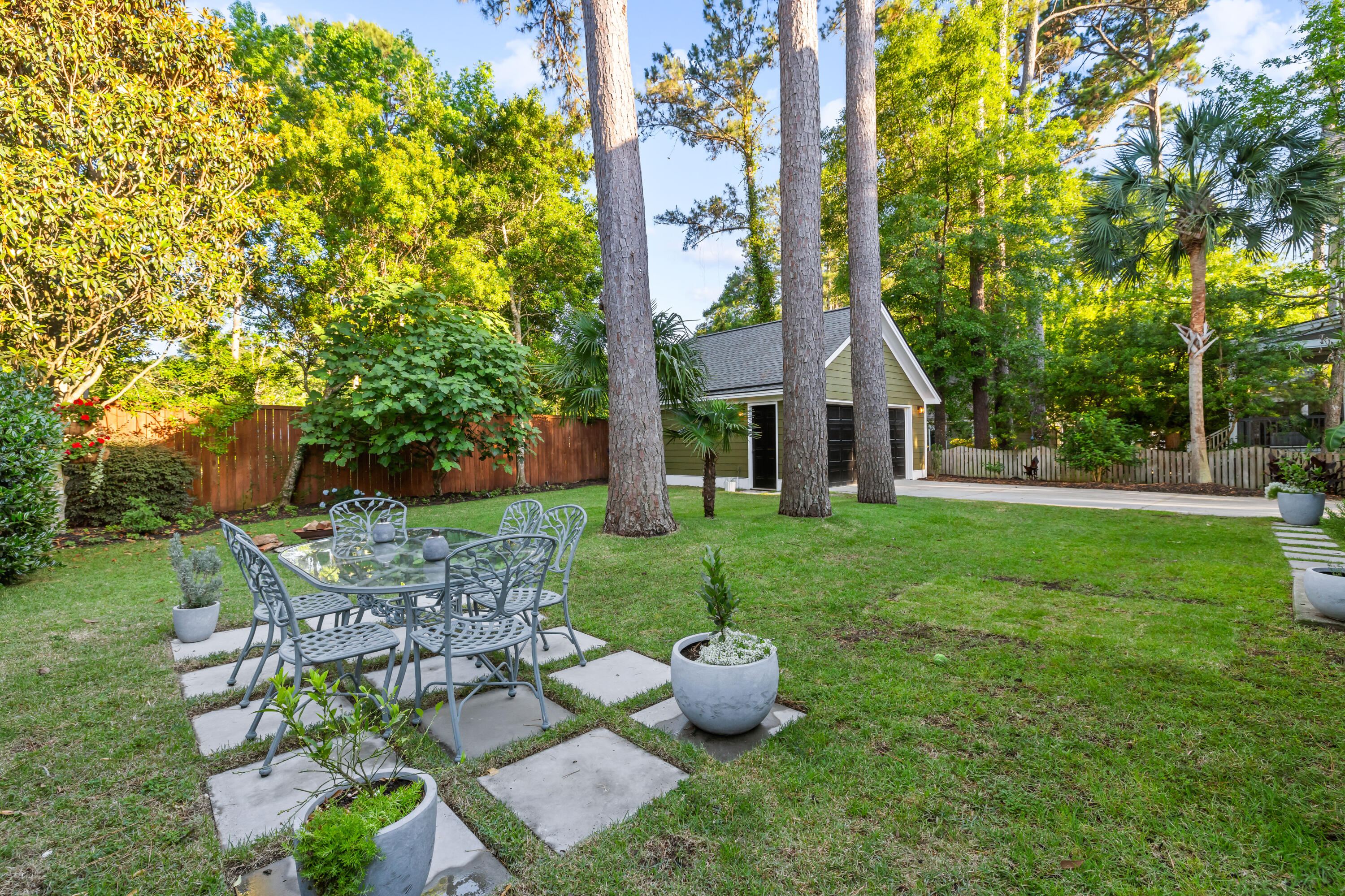 4053 E Amy Lane