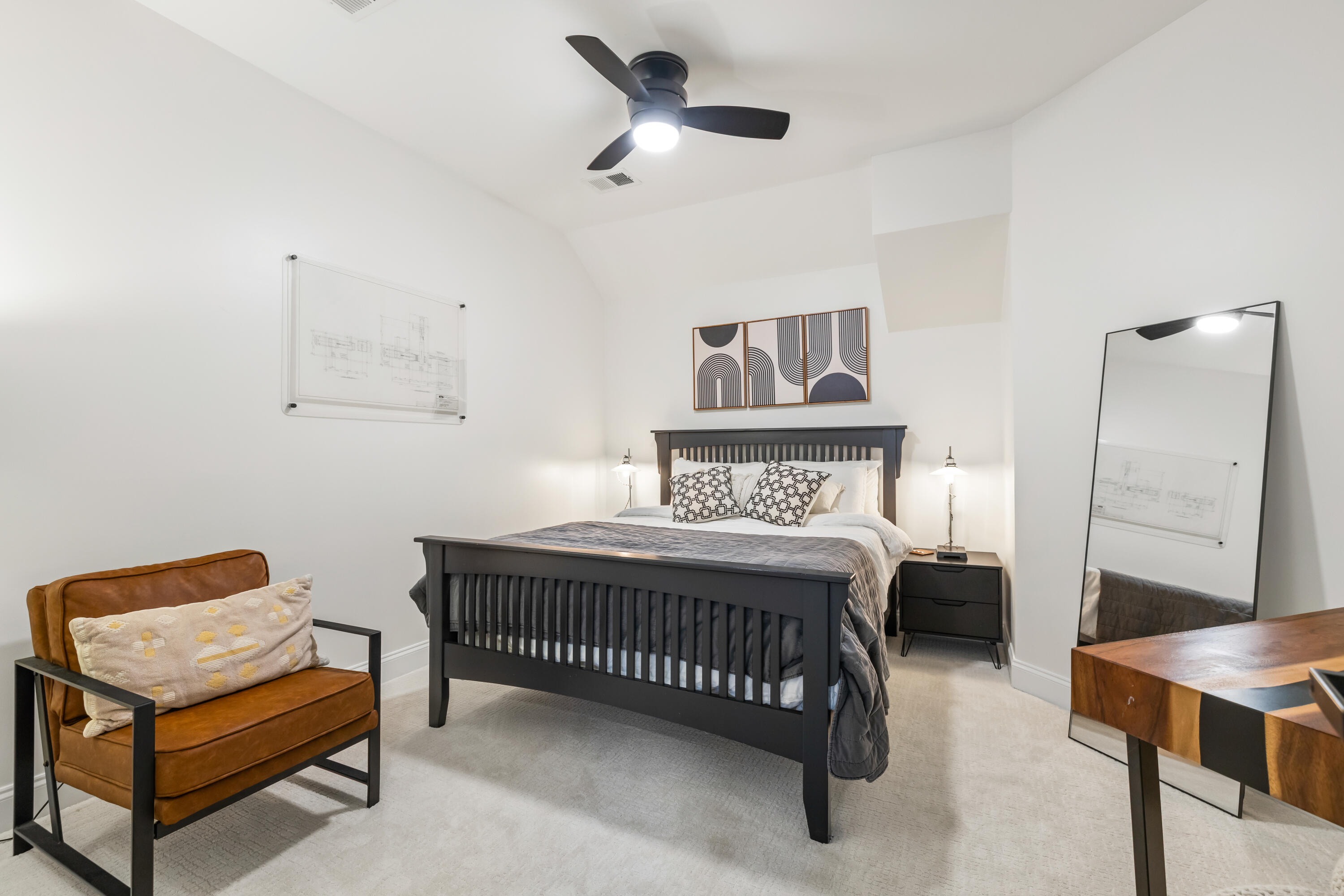 4053 E Amy Lane