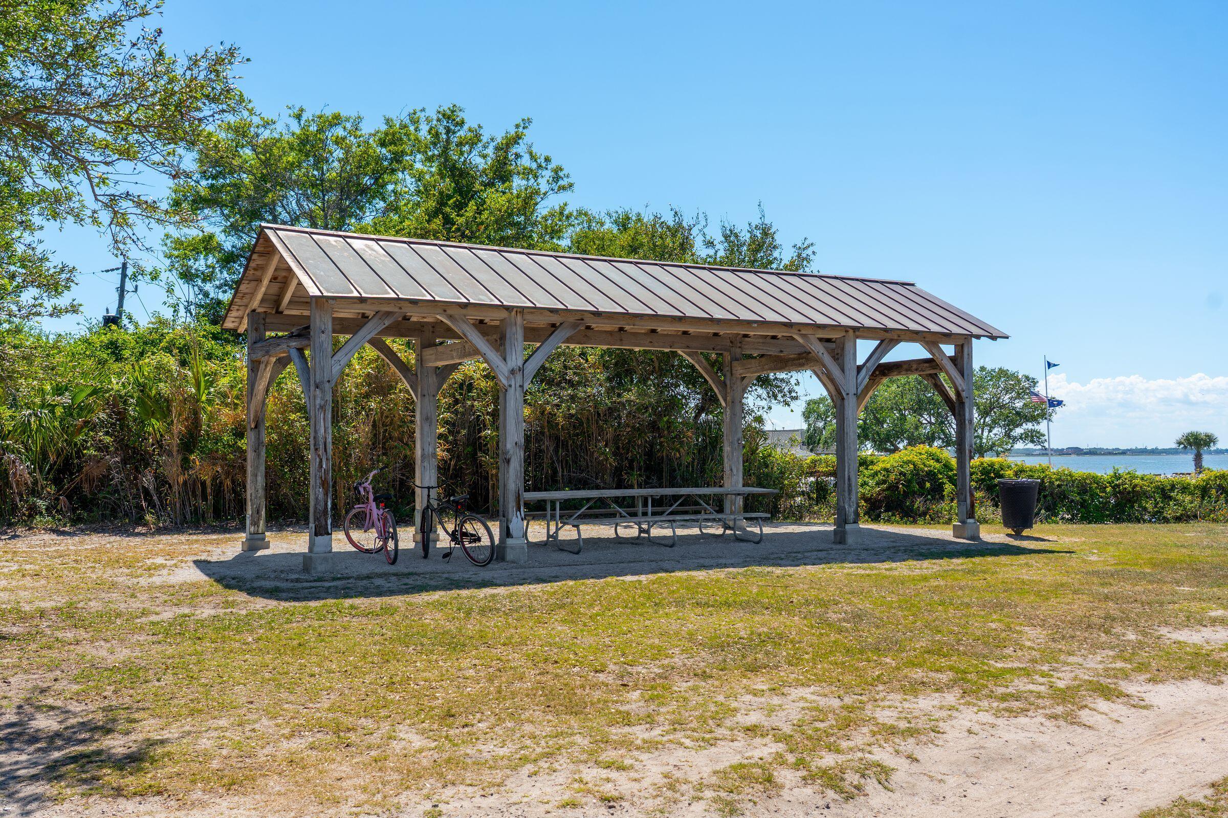 485 Fort Johnson Road
