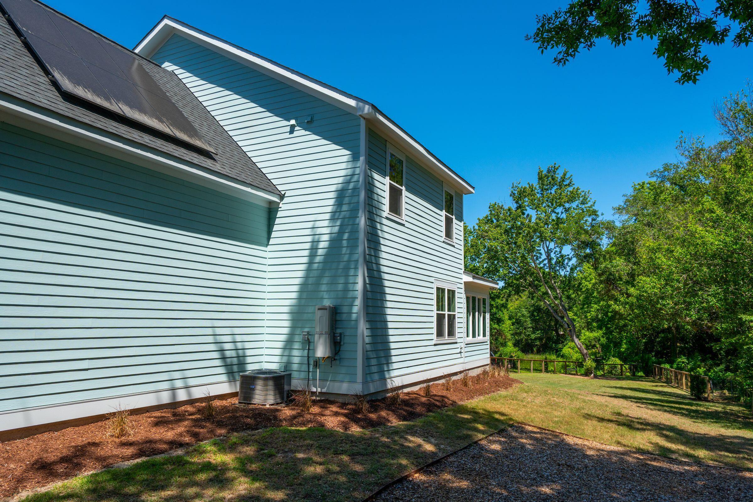 485 Fort Johnson Road