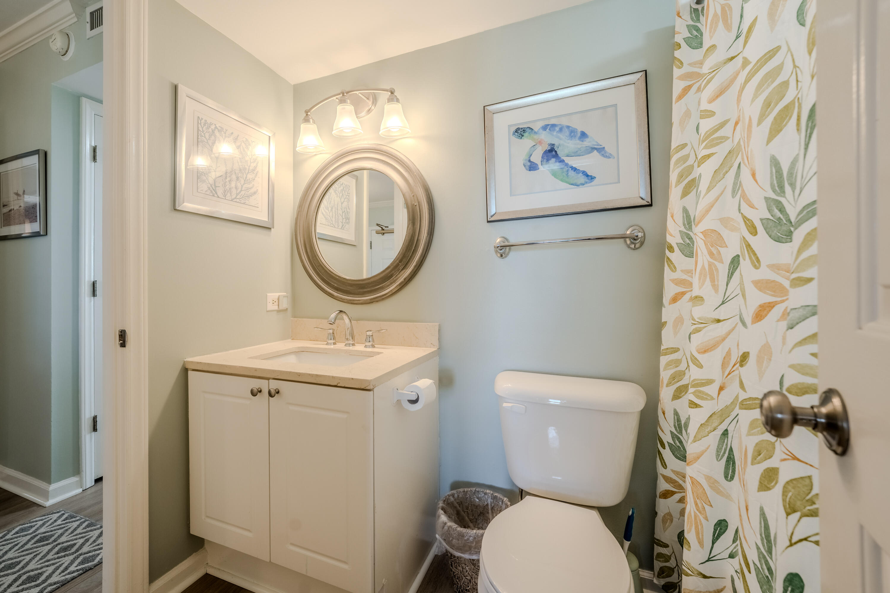 201 W Arctic Avenue Apt 302