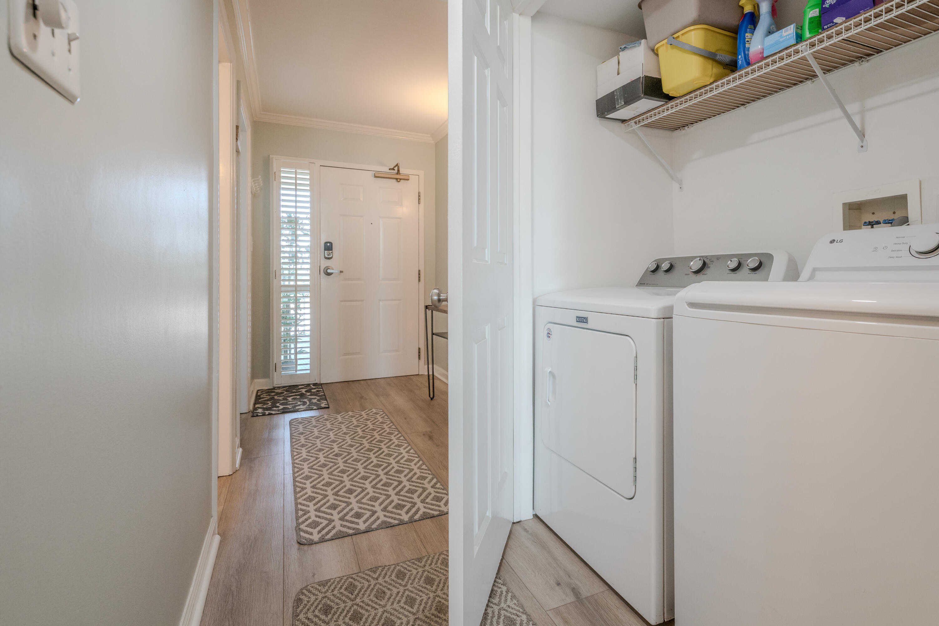 201 W Arctic Avenue Apt 302