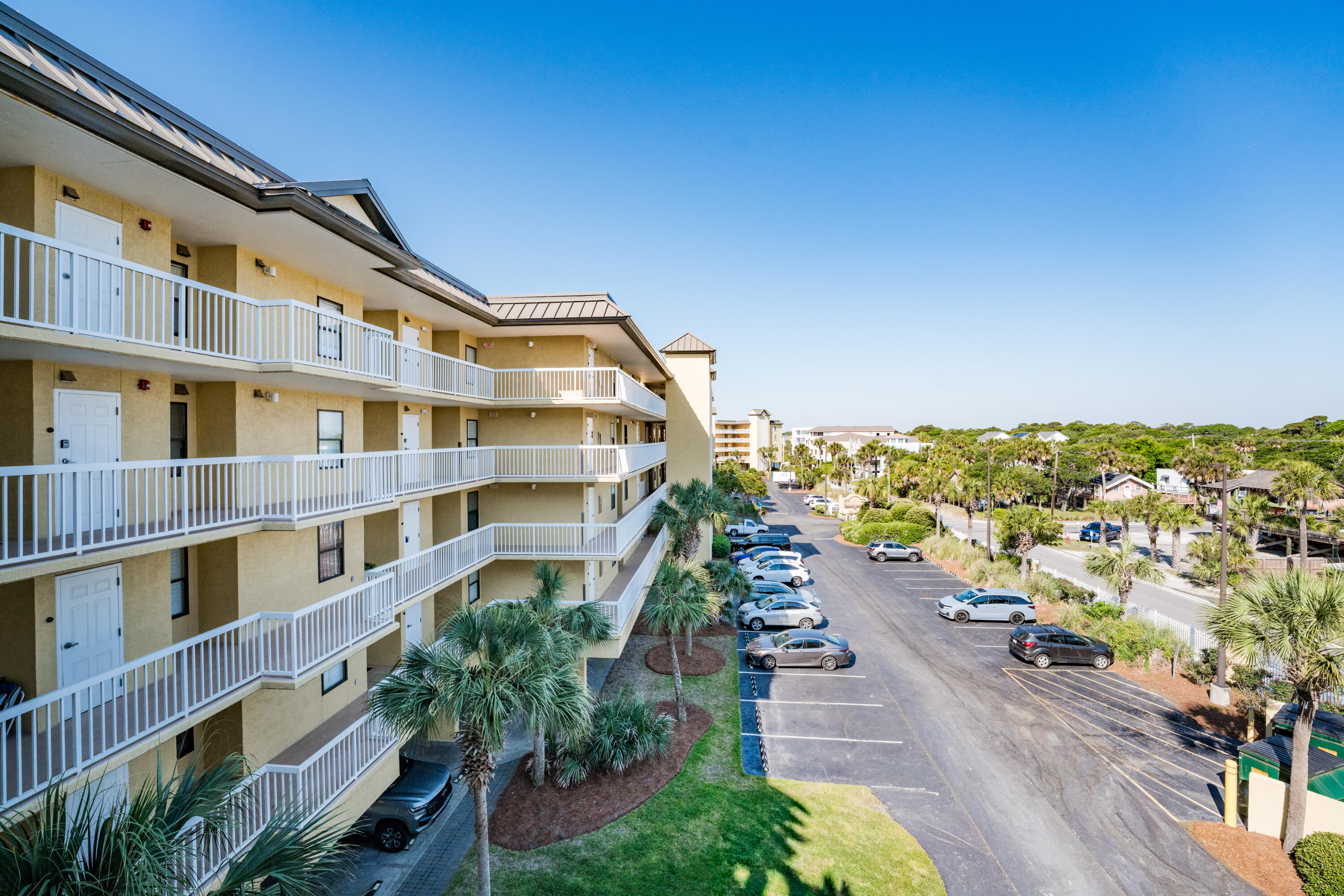 201 W Arctic Avenue Apt 302