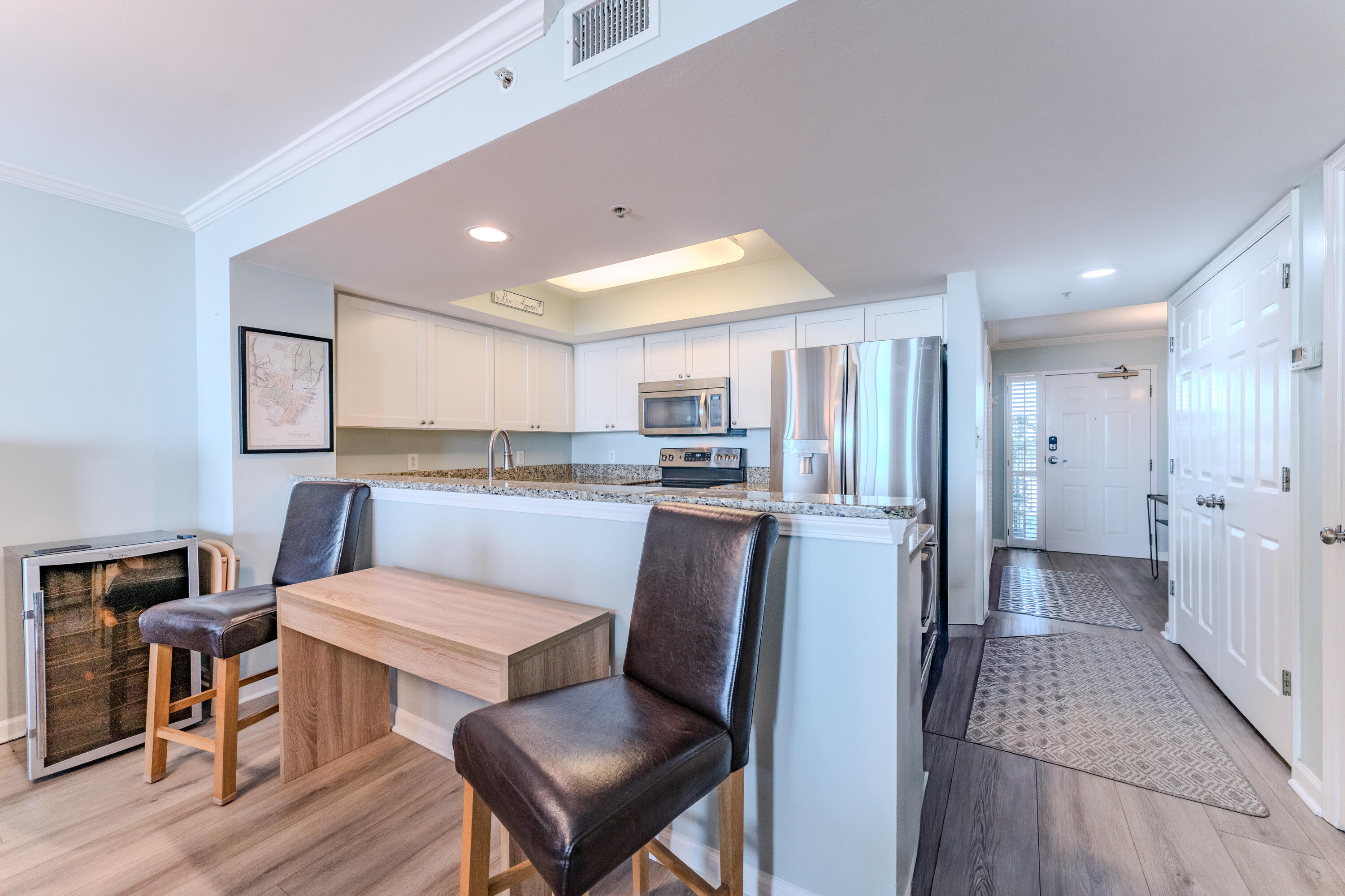 201 W Arctic Avenue Apt 302