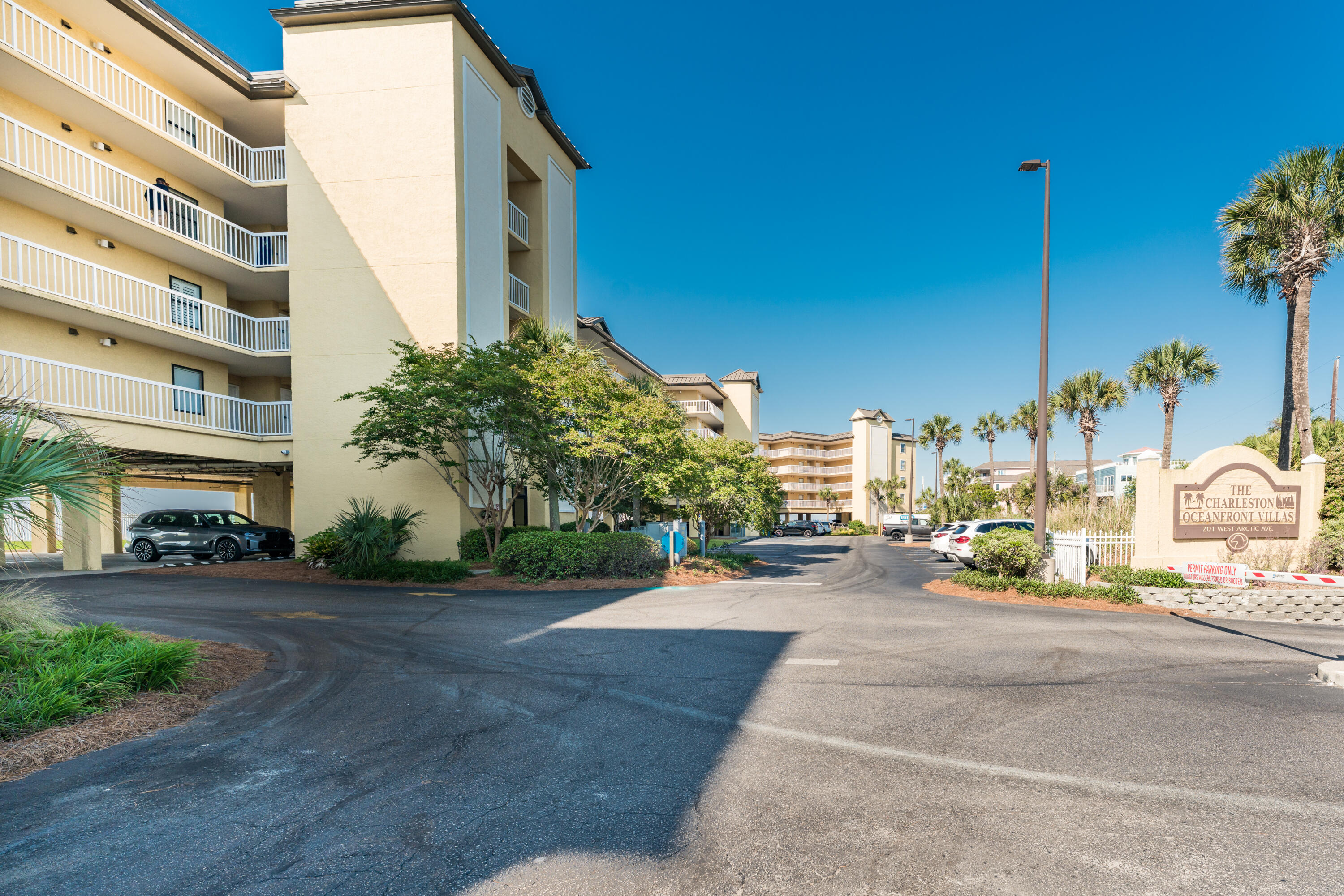 201 W Arctic Avenue Apt 302