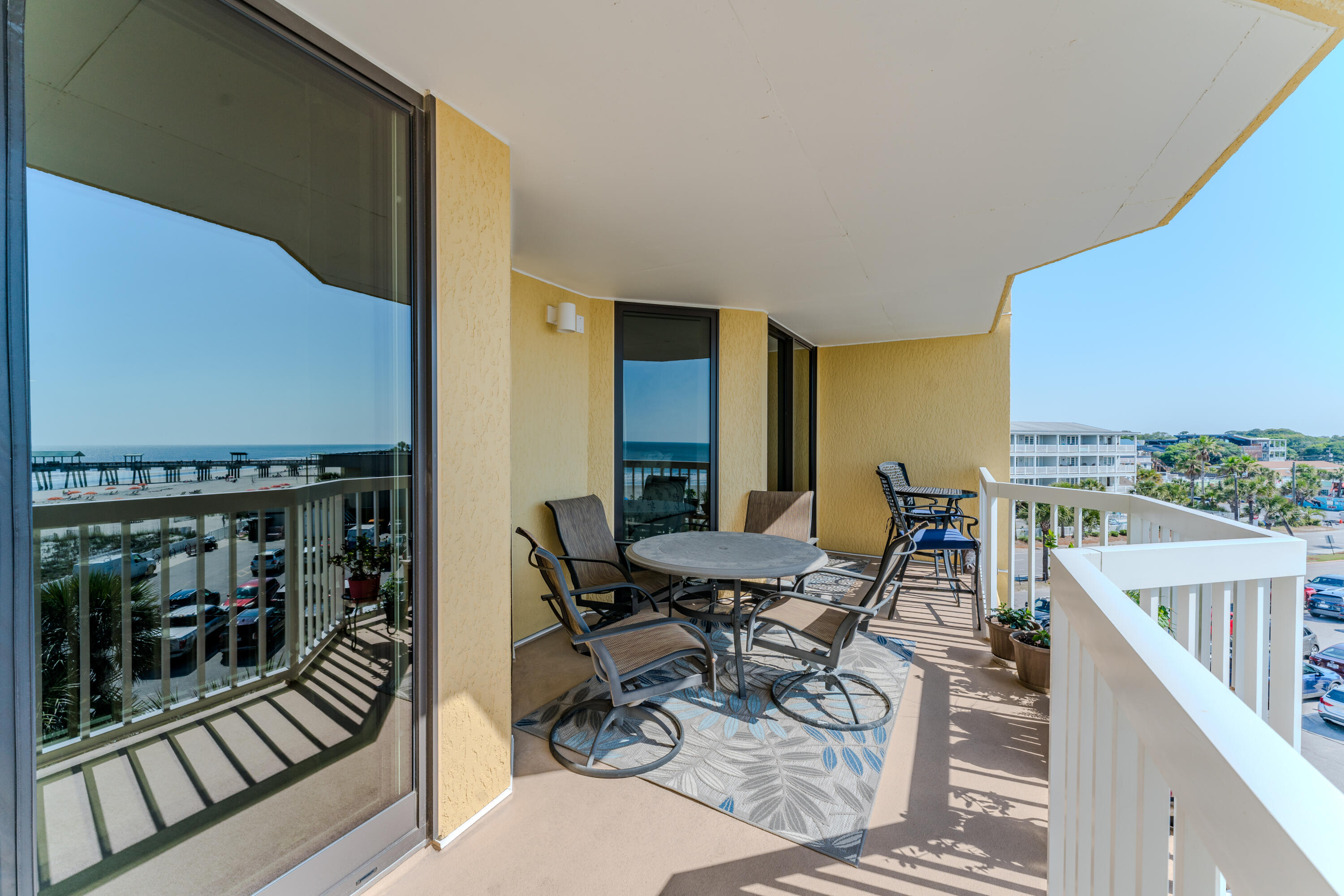 201 W Arctic Avenue Apt 302