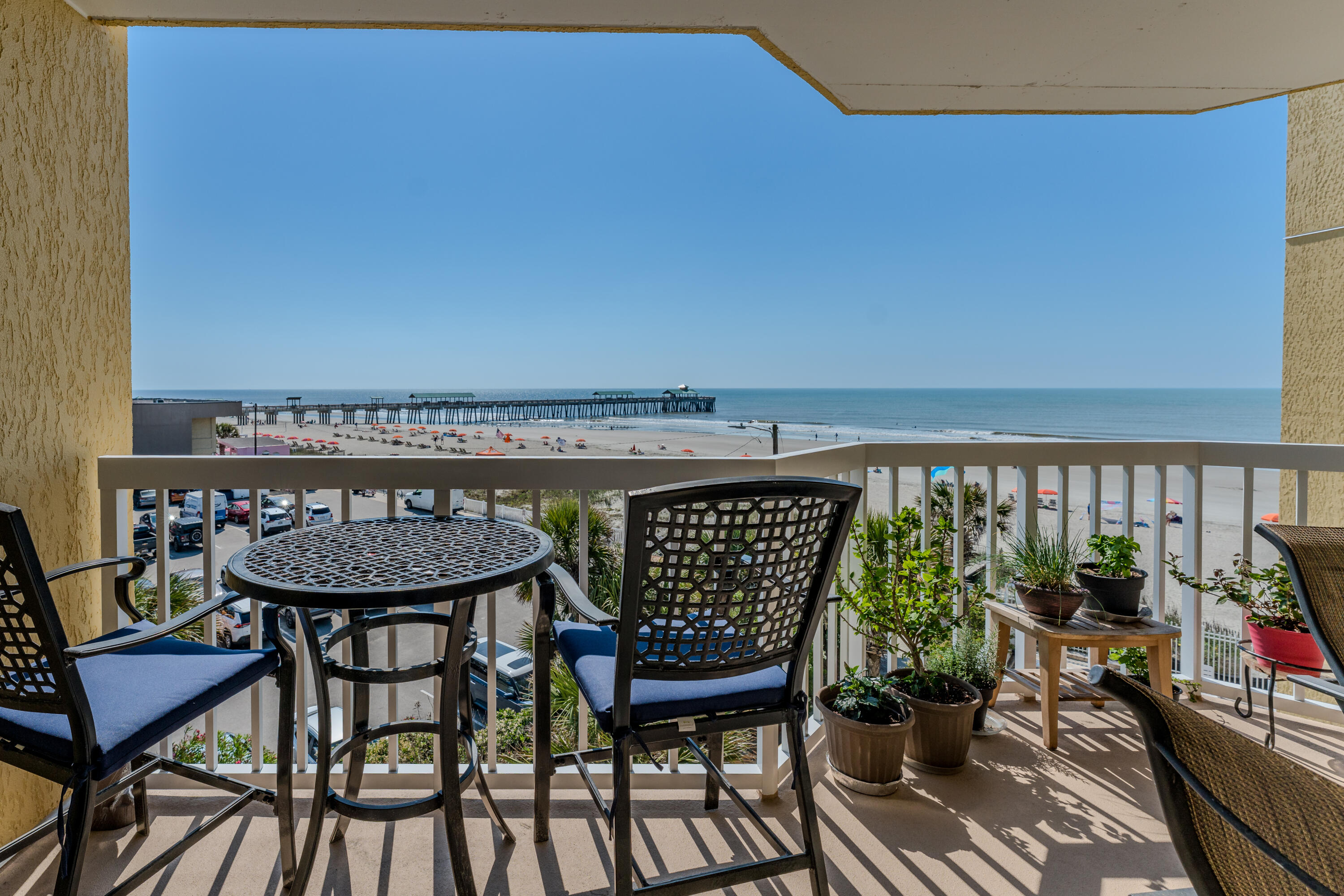 201 W Arctic Avenue Apt 302