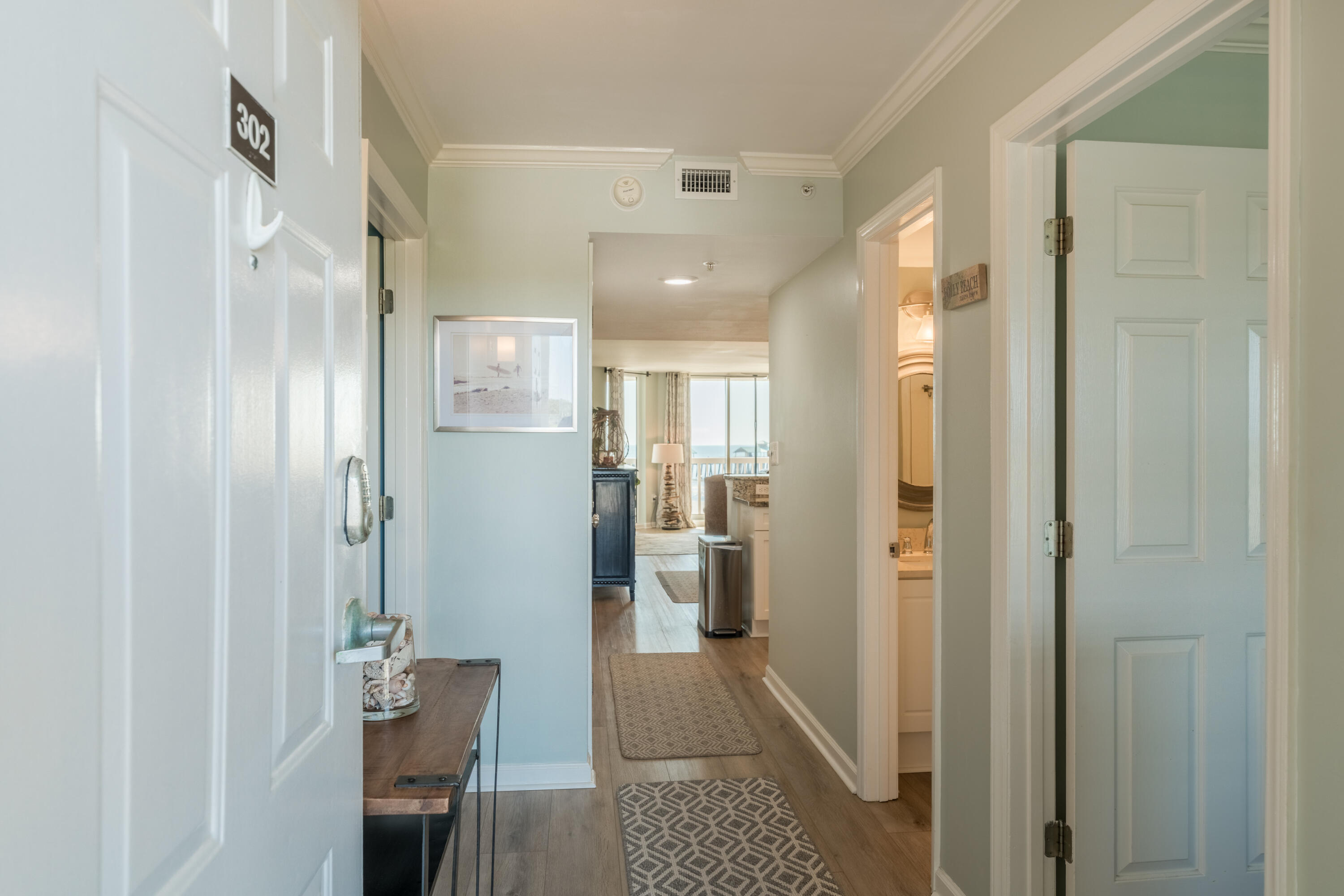 201 W Arctic Avenue Apt 302