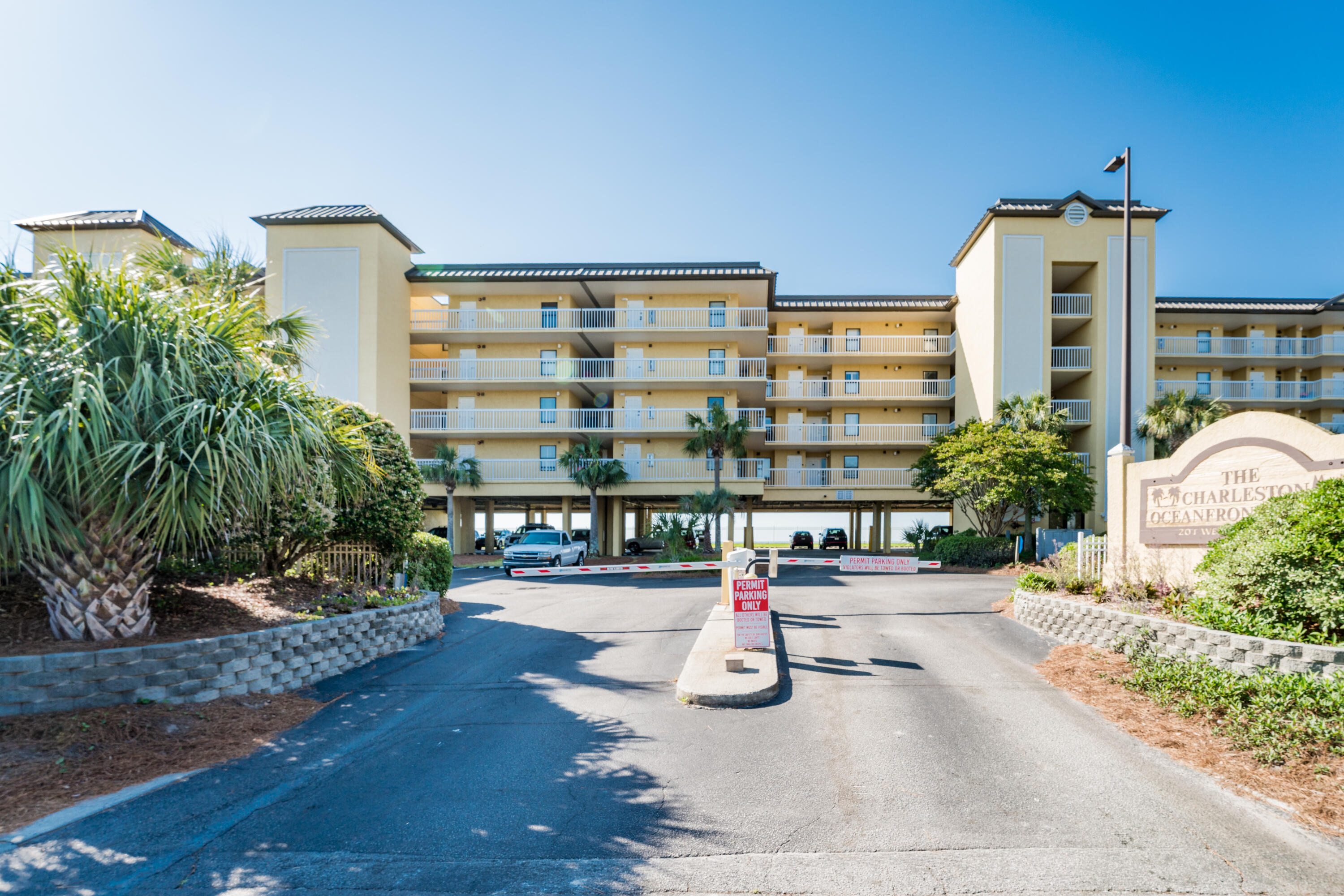 201 W Arctic Avenue Apt 302